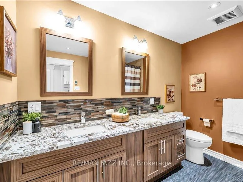 Photo 29 of 77 Robinson Crescent, Whitby, Pringle Creek — HOMEH