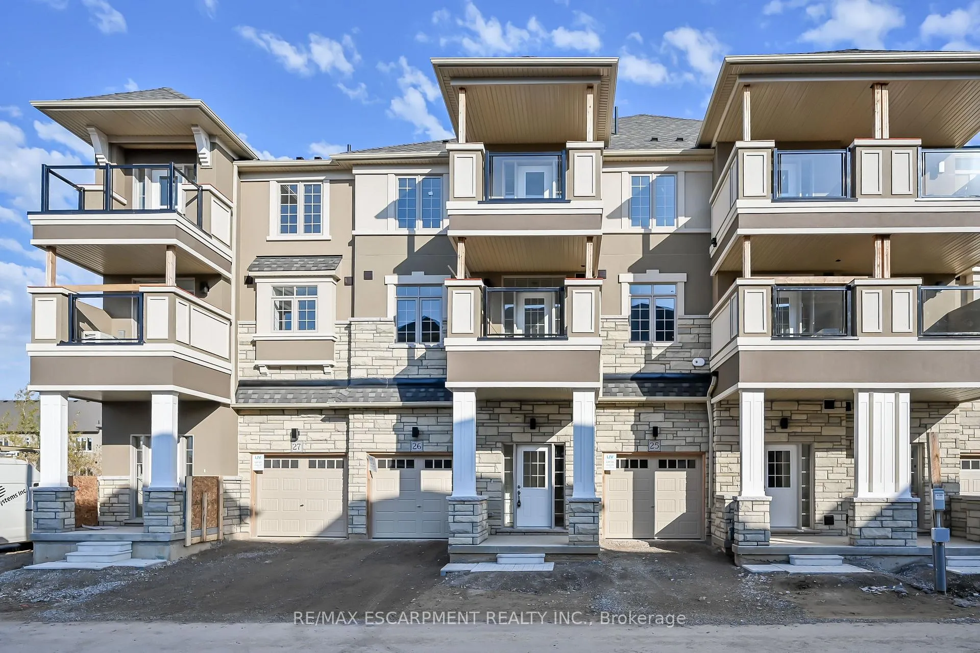 Front of Unit 26, 305 Garner Road W
