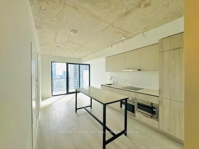 Photo 3 of Unit 2001, 47 Mutual Street, Toronto, Church-Yonge Corridor — HOMEH