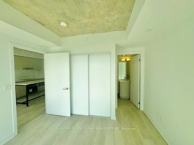 Photo 8 of Unit 2001, 47 Mutual Street, Toronto, Church-Yonge Corridor — HOMEH