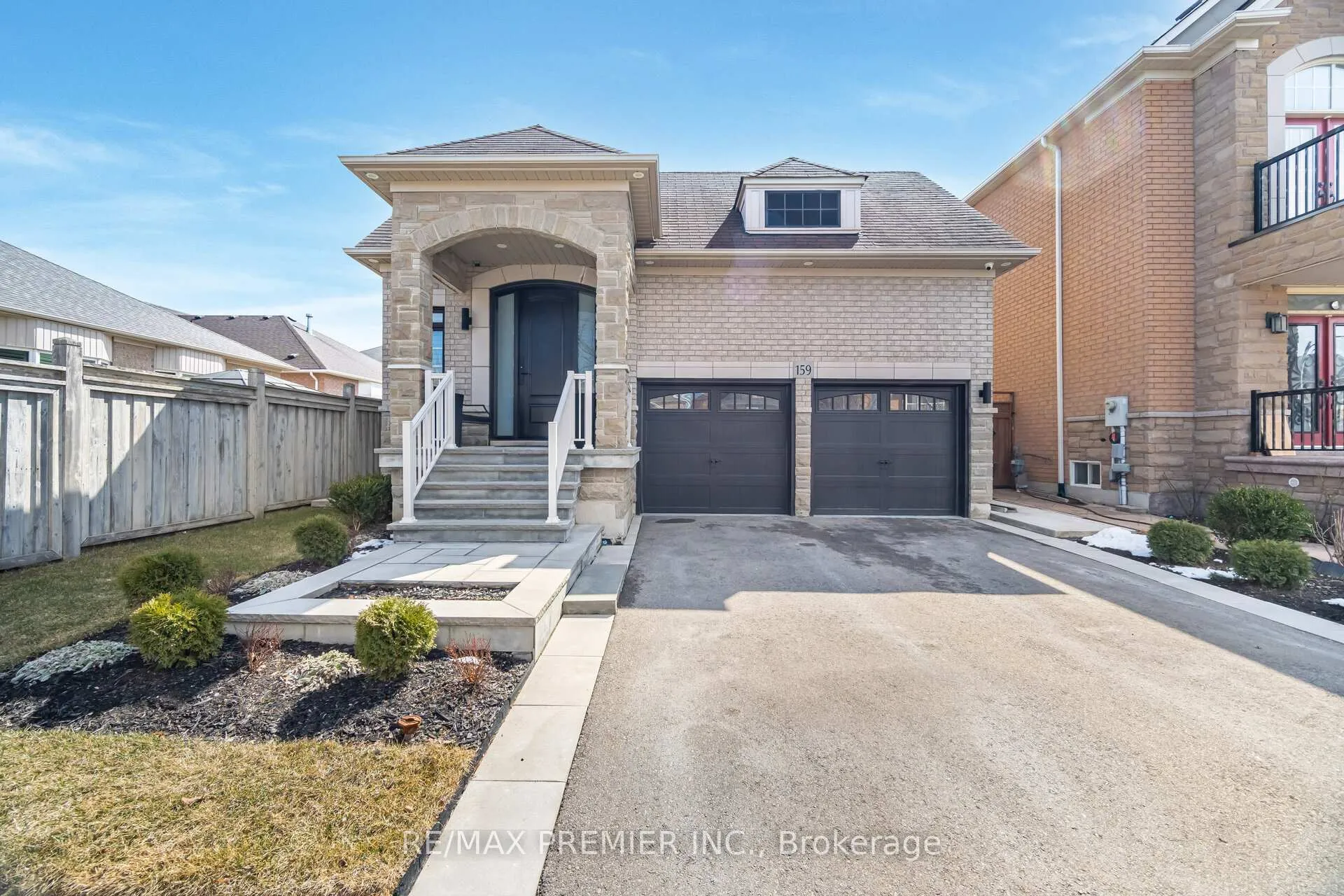 Photo 1 of 159 Lormel Gate, Vaughan, Vellore Village — HOMEH