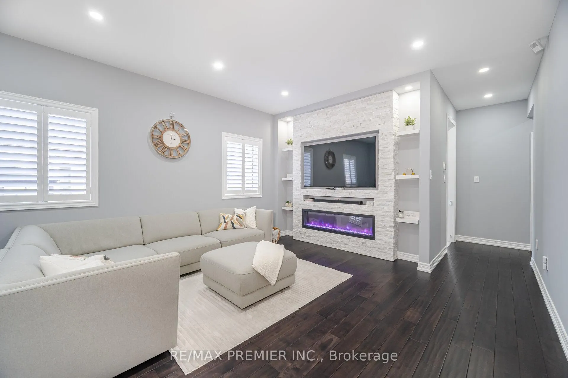 Photo 6 of 159 Lormel Gate, Vaughan, Vellore Village — HOMEH