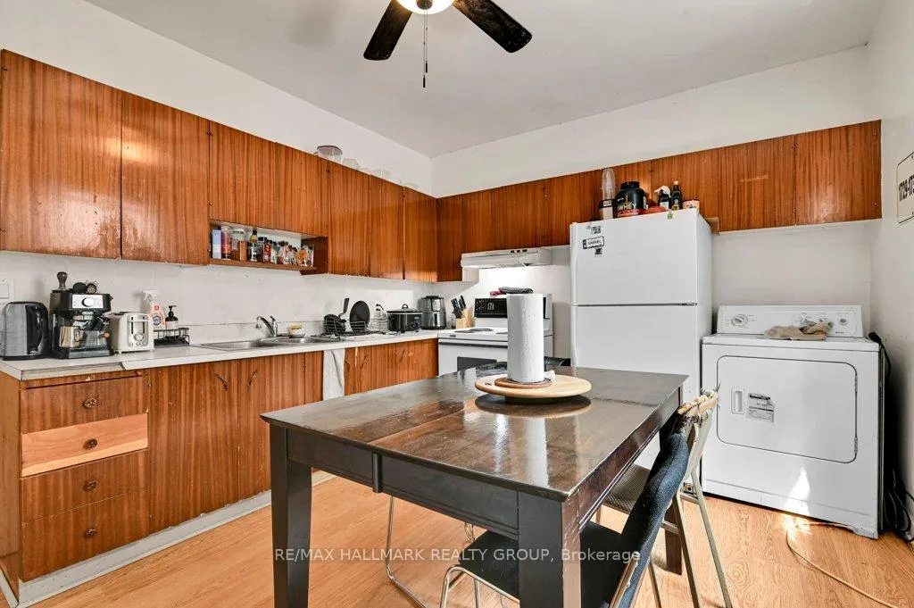 Photo 15 of 255 Fifth Avenue, Ottawa, Glebe — HOMEH