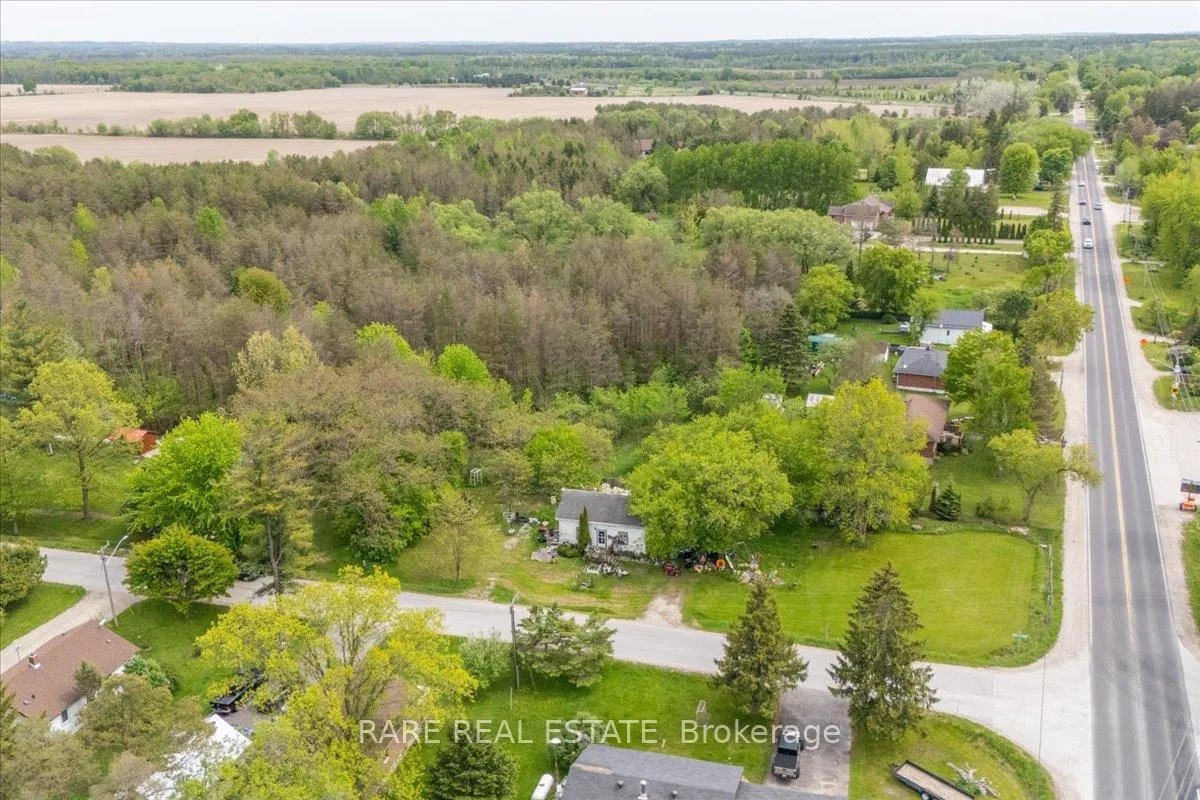 Photo 6 of 4879 Sunnidale Con. 2 Road, Clearview, Brentwood — HOMEH