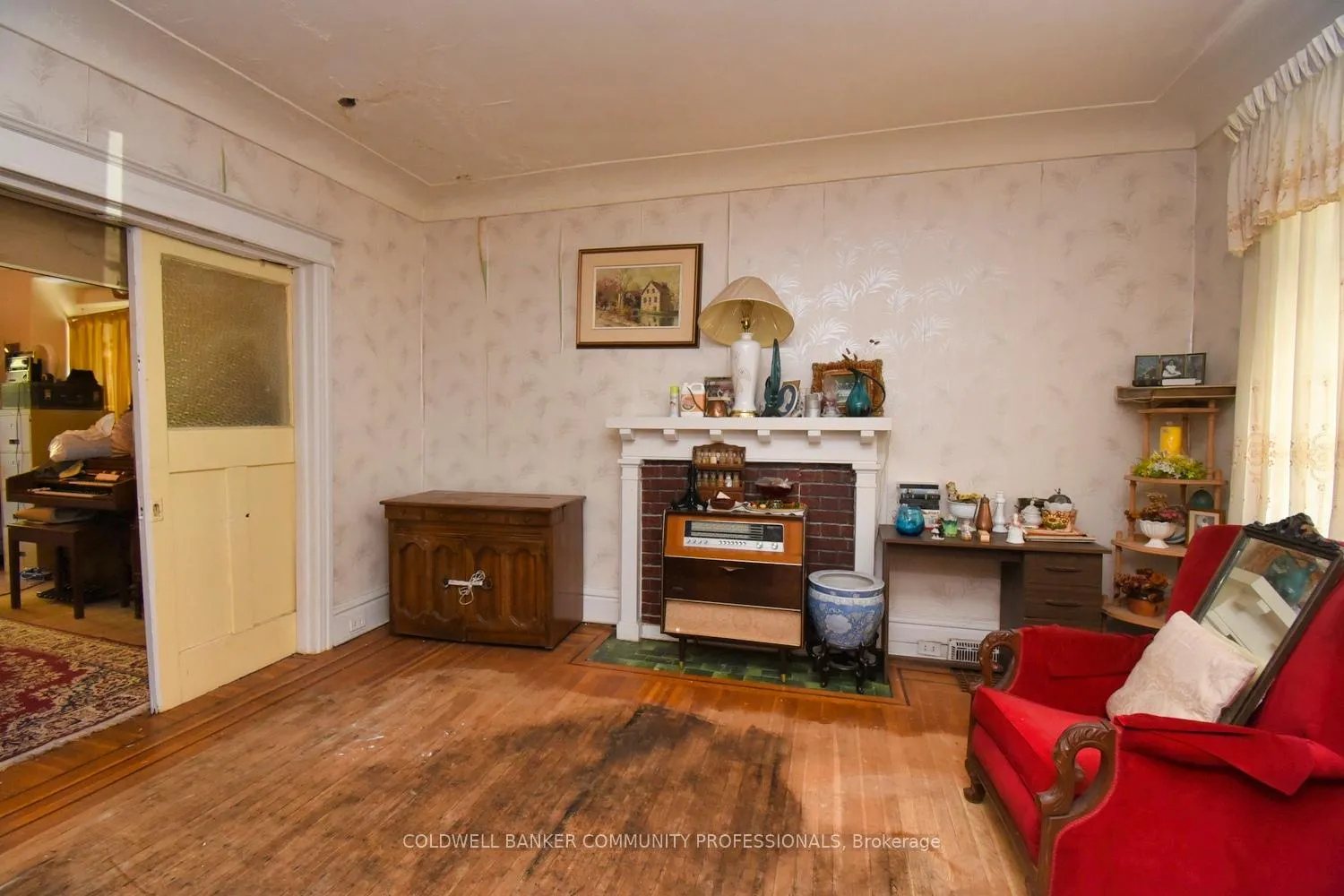 Photo 9 of 14 Spruceside Avenue, Hamilton, Kirkendall — HOMEH