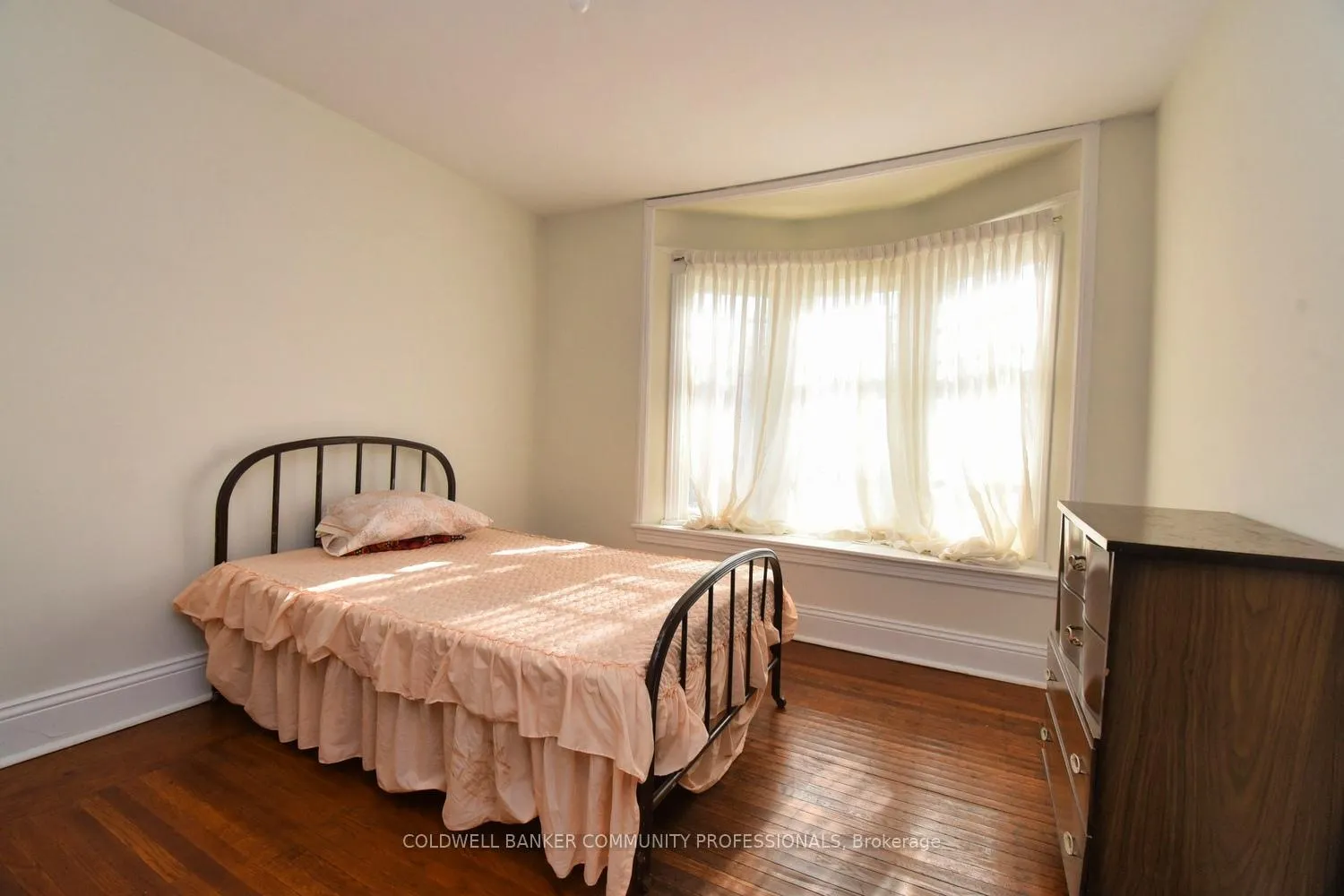 Photo 16 of 14 Spruceside Avenue, Hamilton, Kirkendall — HOMEH
