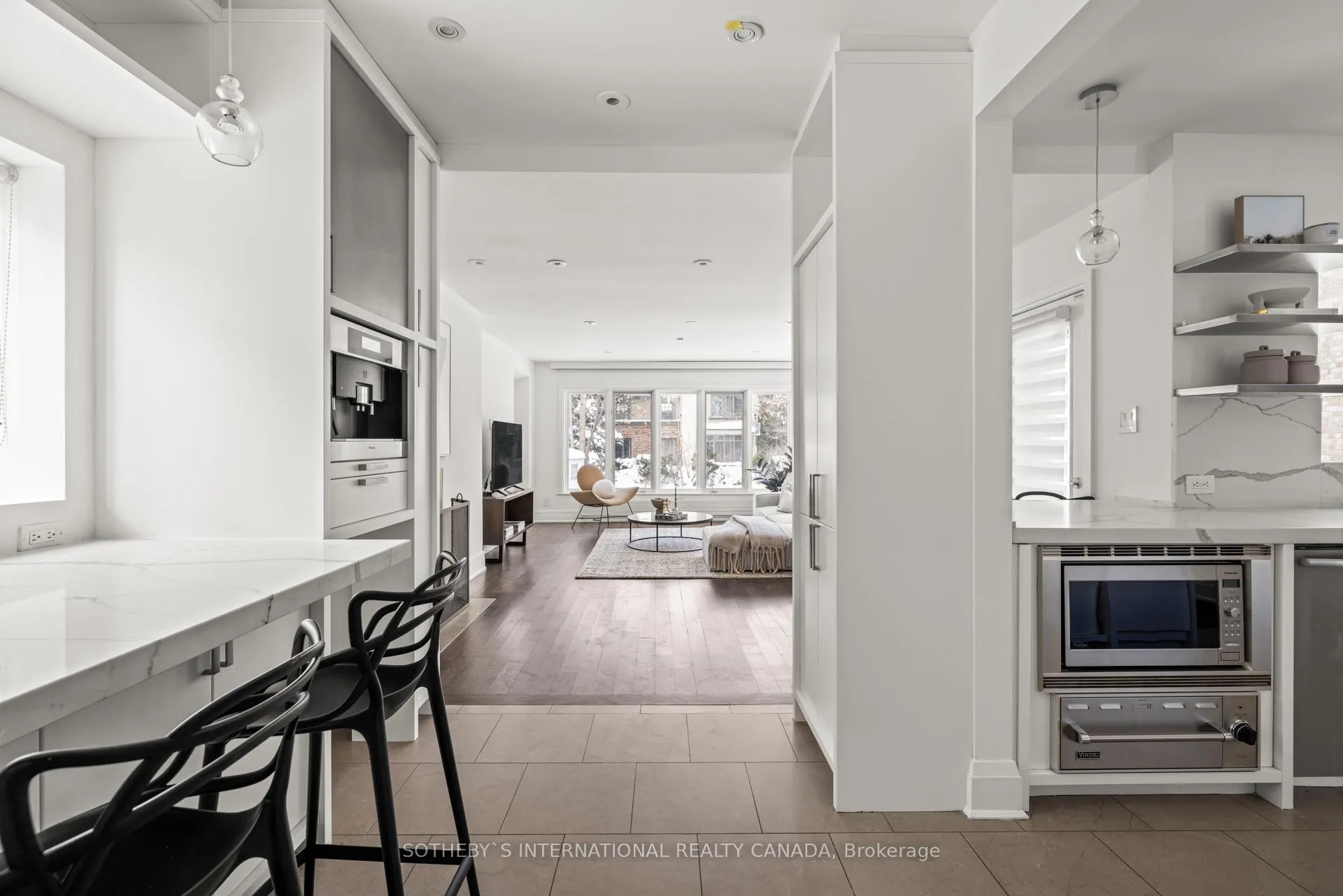 Photo 16 of 208 Hillhurst Boulevard, Toronto, Bedford Park-Nortown — HOMEH