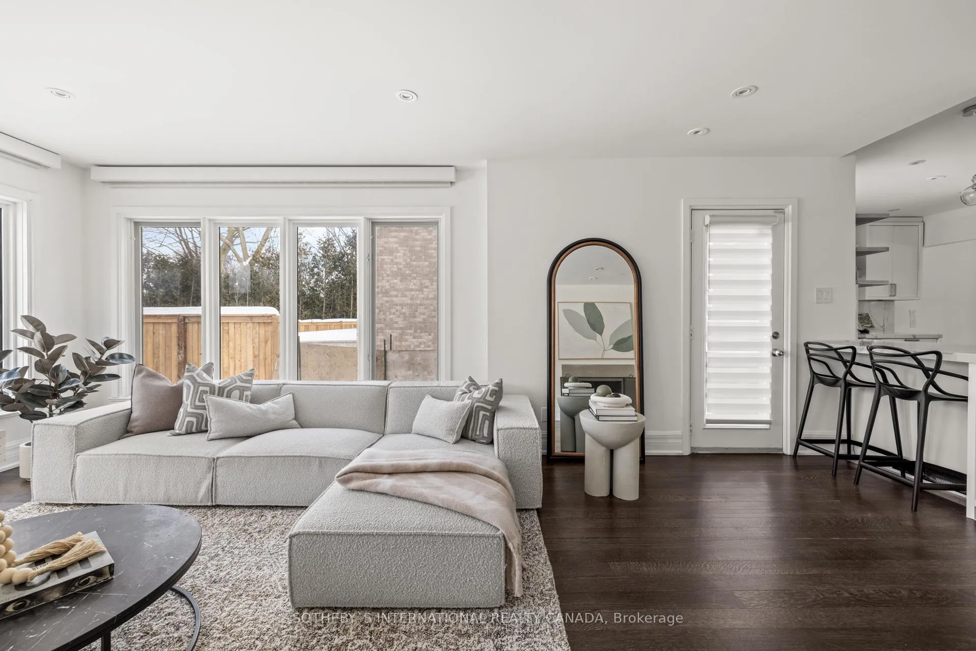 Photo 18 of 208 Hillhurst Boulevard, Toronto, Bedford Park-Nortown — HOMEH