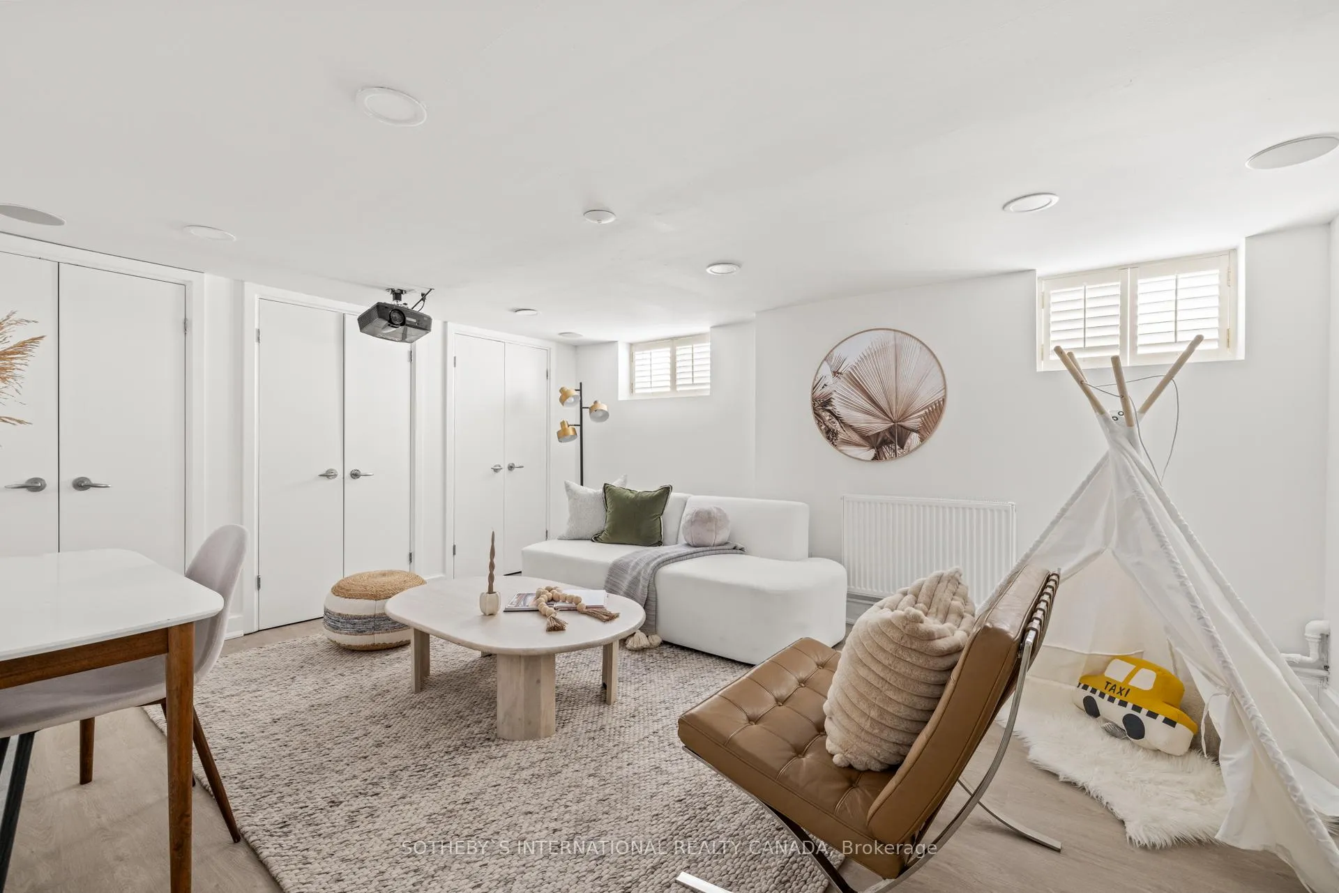 Photo 43 of 208 Hillhurst Boulevard, Toronto, Bedford Park-Nortown — HOMEH