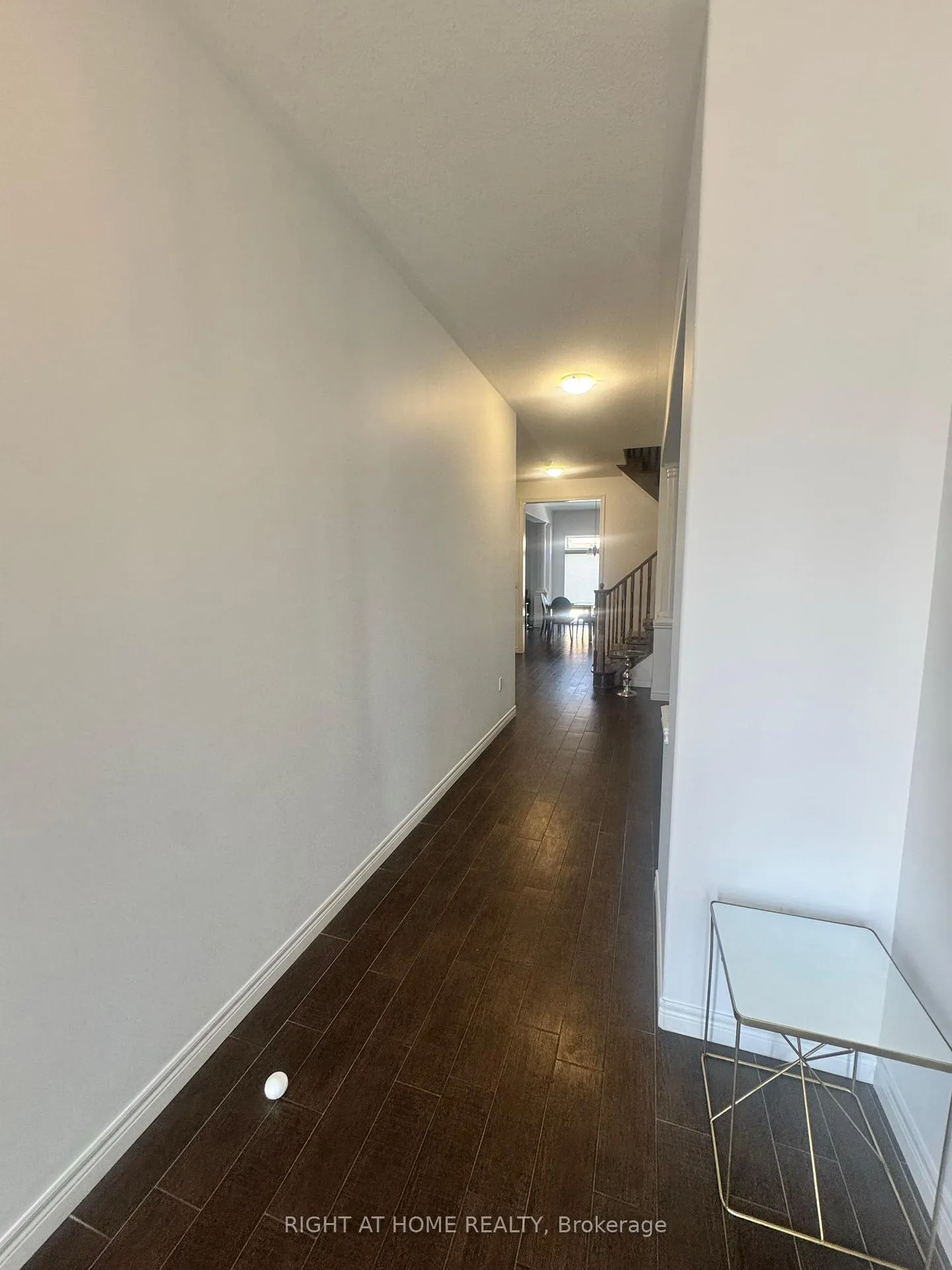 Photo 14 of 95 Hidden Ridge Crescent, Hamilton, Rural Glanbrook — HOMEH
