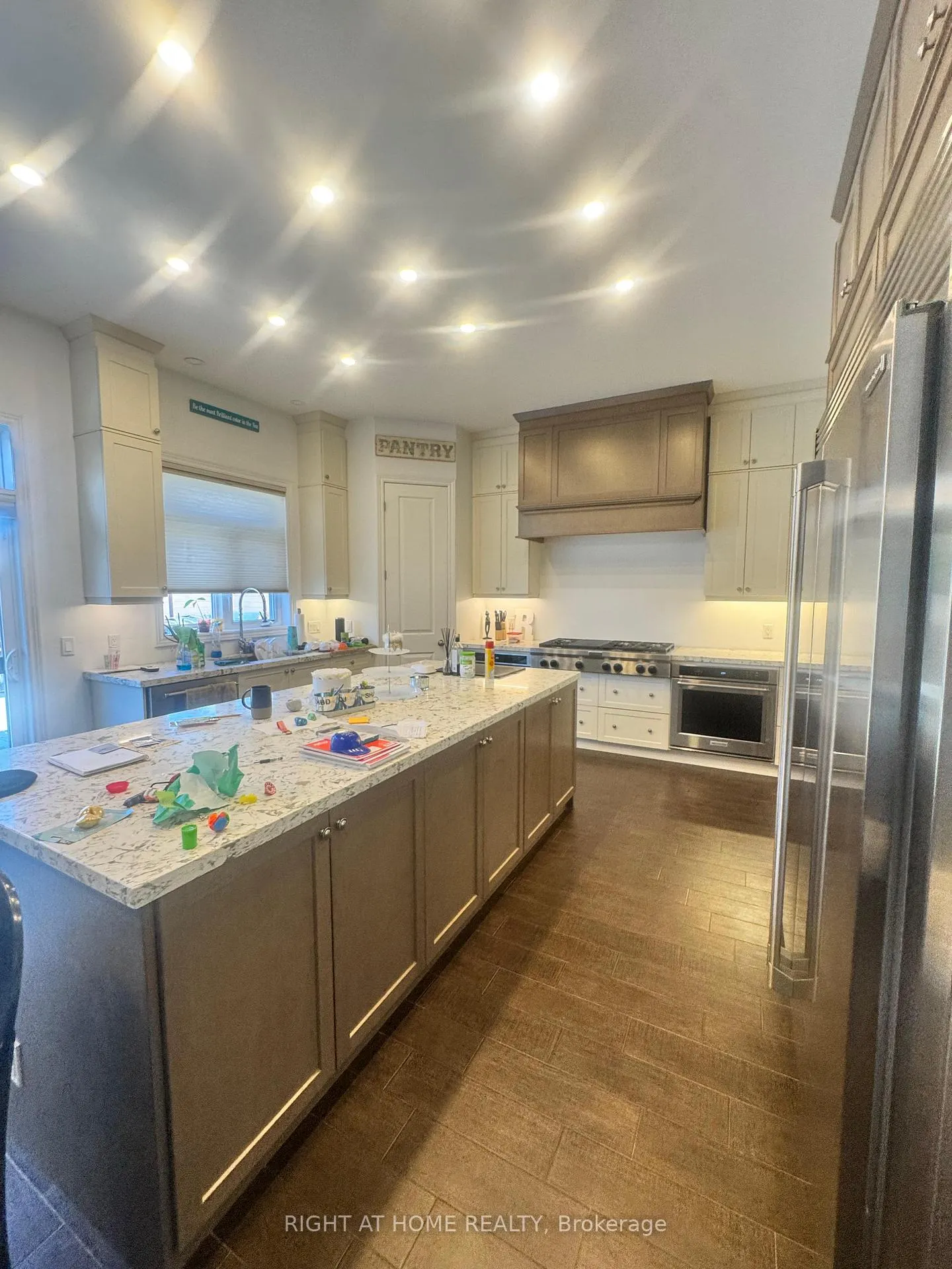 Photo 17 of 95 Hidden Ridge Crescent, Hamilton, Rural Glanbrook — HOMEH