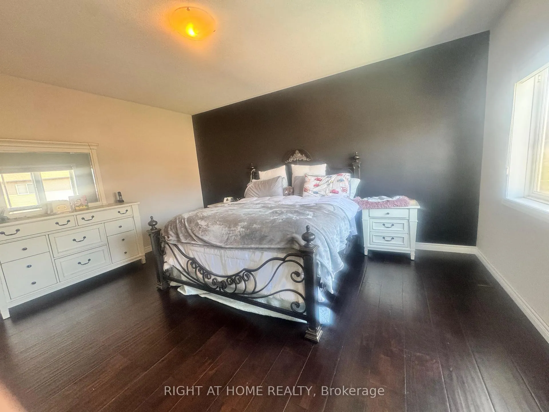 Photo 23 of 95 Hidden Ridge Crescent, Hamilton, Rural Glanbrook — HOMEH