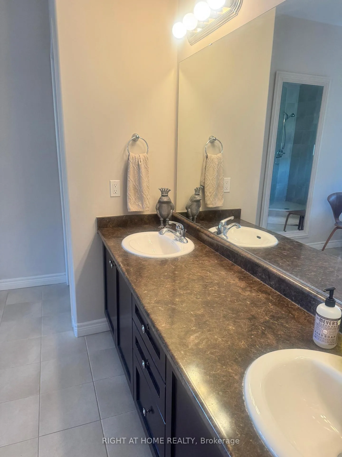 Photo 28 of 95 Hidden Ridge Crescent, Hamilton, Rural Glanbrook — HOMEH
