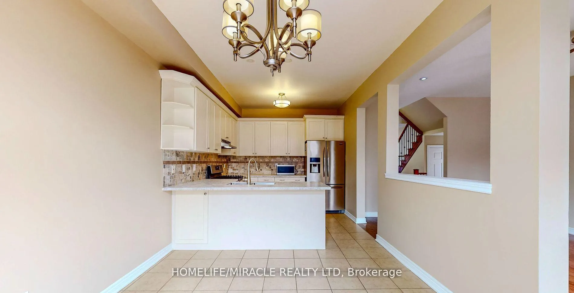Photo 7 of 37 Sadielou Boulevard, Hamilton, Waterdown — HOMEH