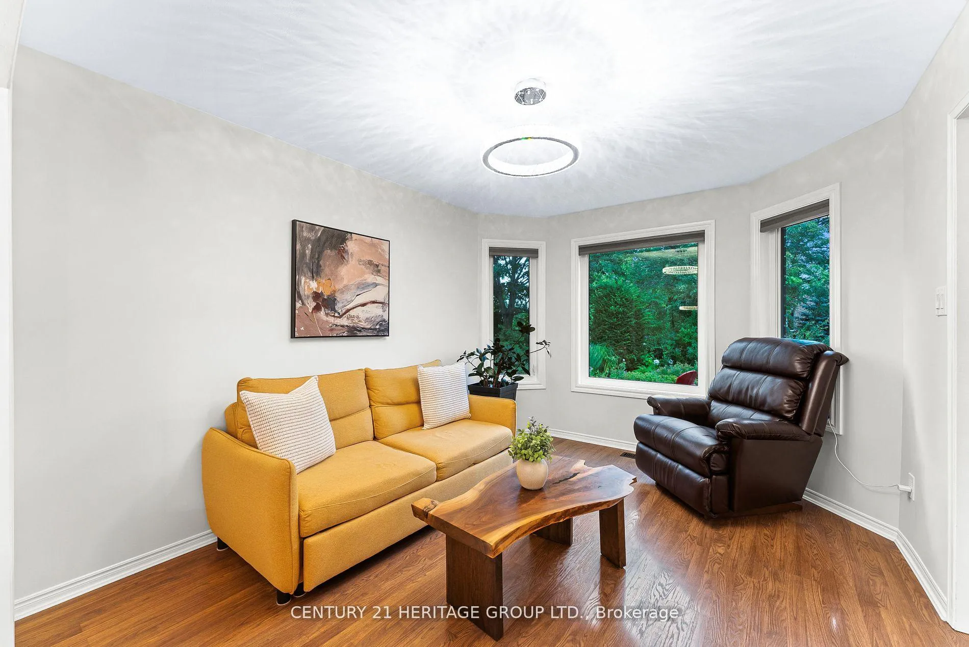Photo 18 of 28 Balliston Road, Barrie, West Bayfield — HOMEH