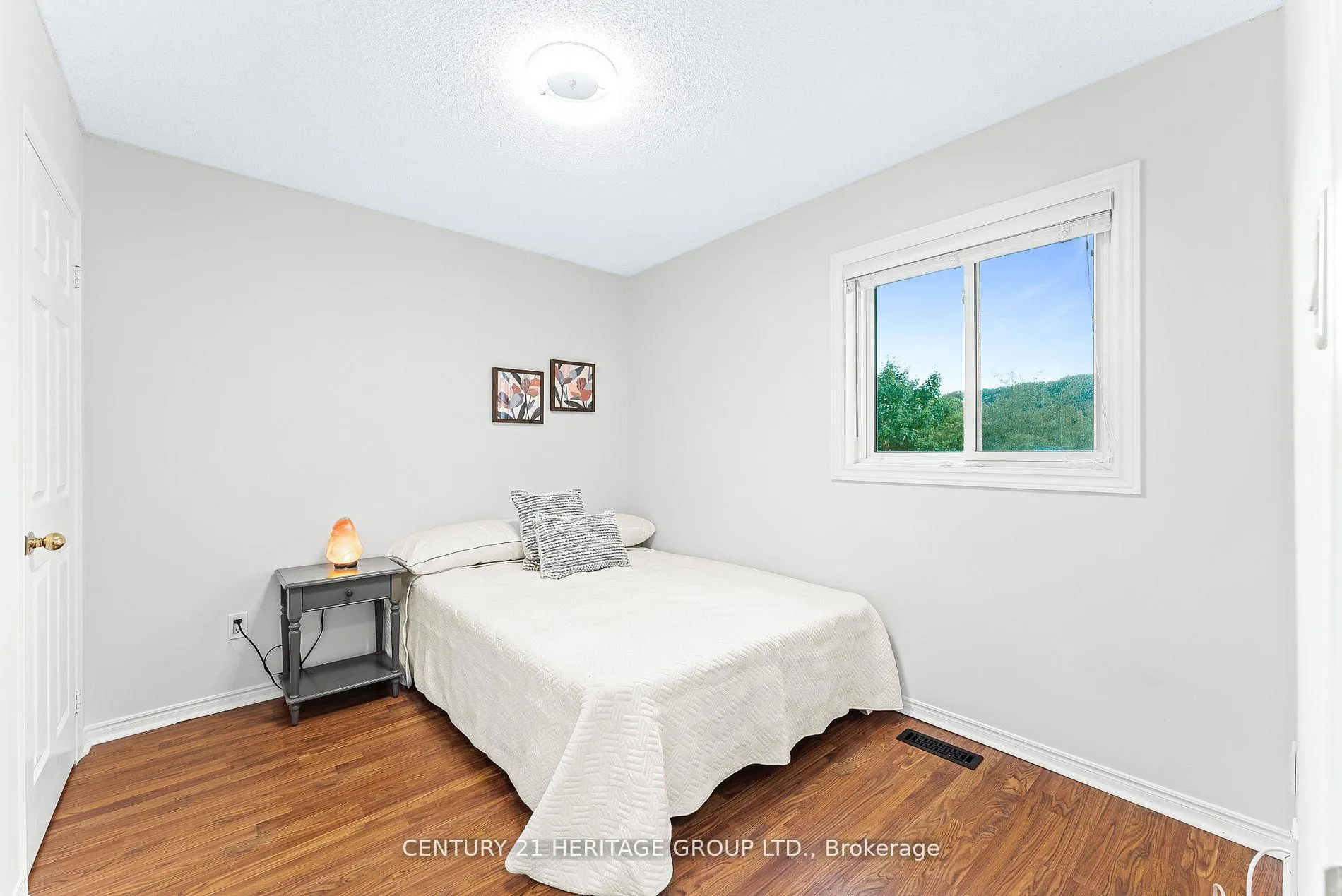 Photo 28 of 28 Balliston Road, Barrie, West Bayfield — HOMEH