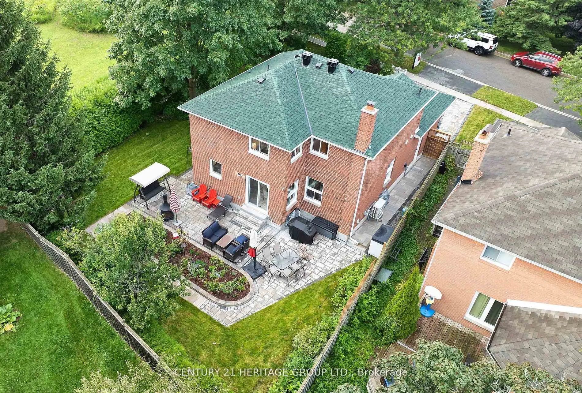 Photo 36 of 28 Balliston Road, Barrie, West Bayfield — HOMEH