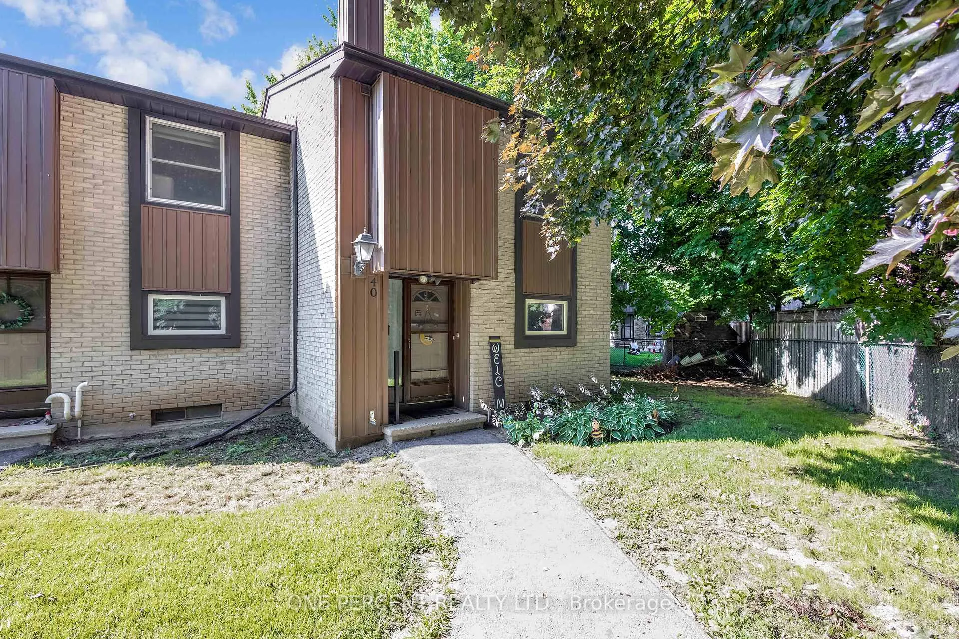 Photo 2 of Unit 40, 215 Glamis Road, Cambridge — HOMEH