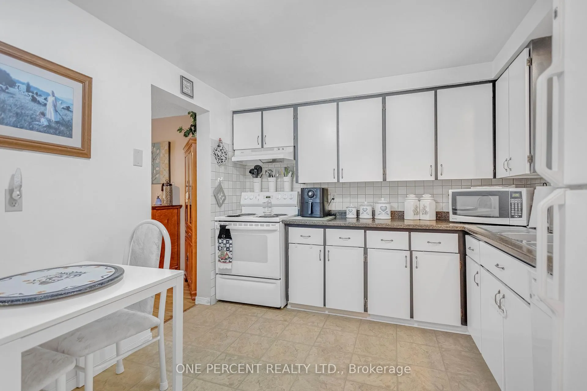 Photo 5 of Unit 40, 215 Glamis Road, Cambridge — HOMEH