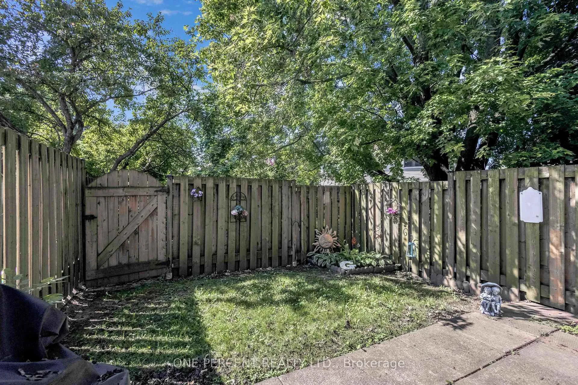 Photo 27 of Unit 40, 215 Glamis Road, Cambridge — HOMEH