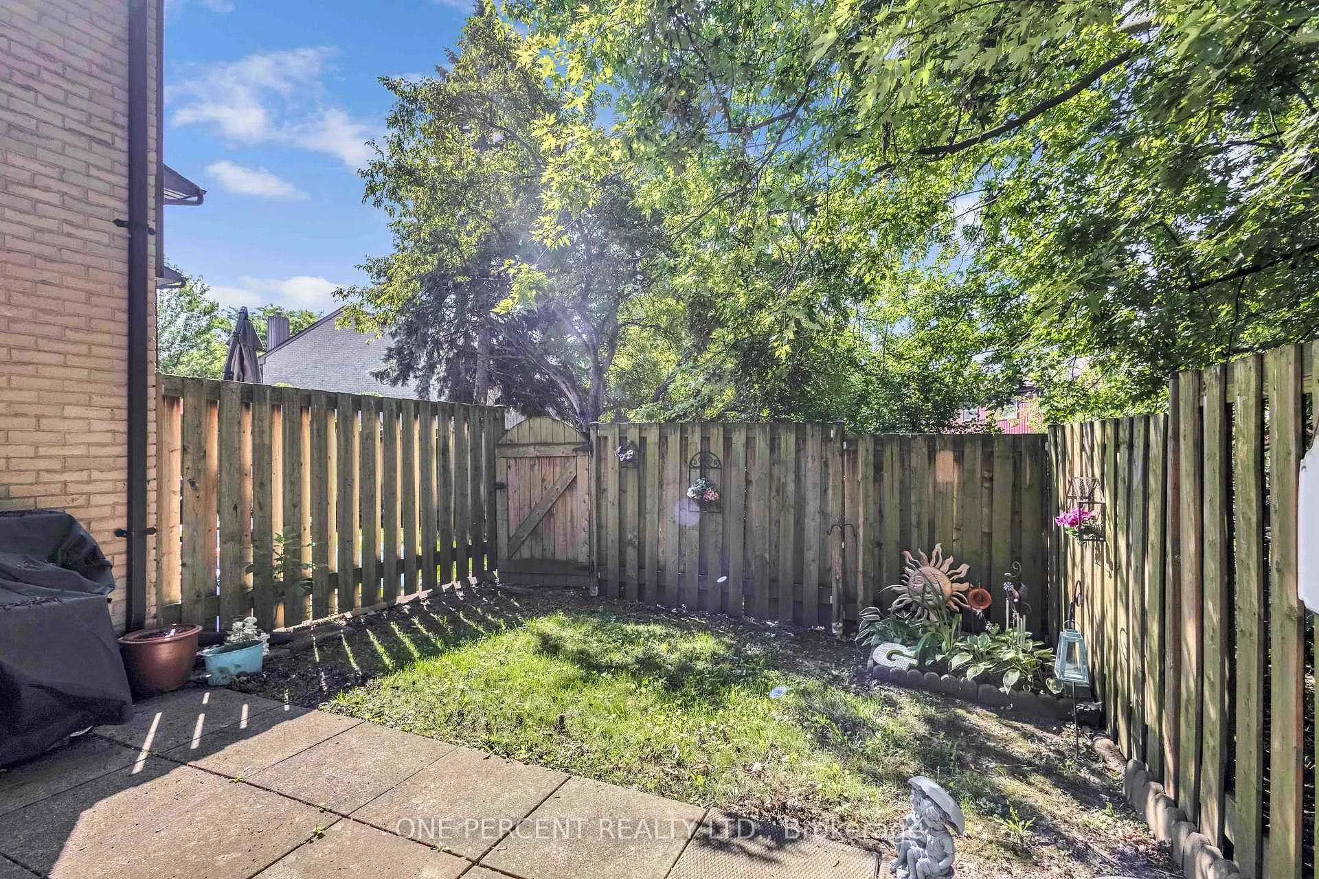 Photo 28 of Unit 40, 215 Glamis Road, Cambridge — HOMEH