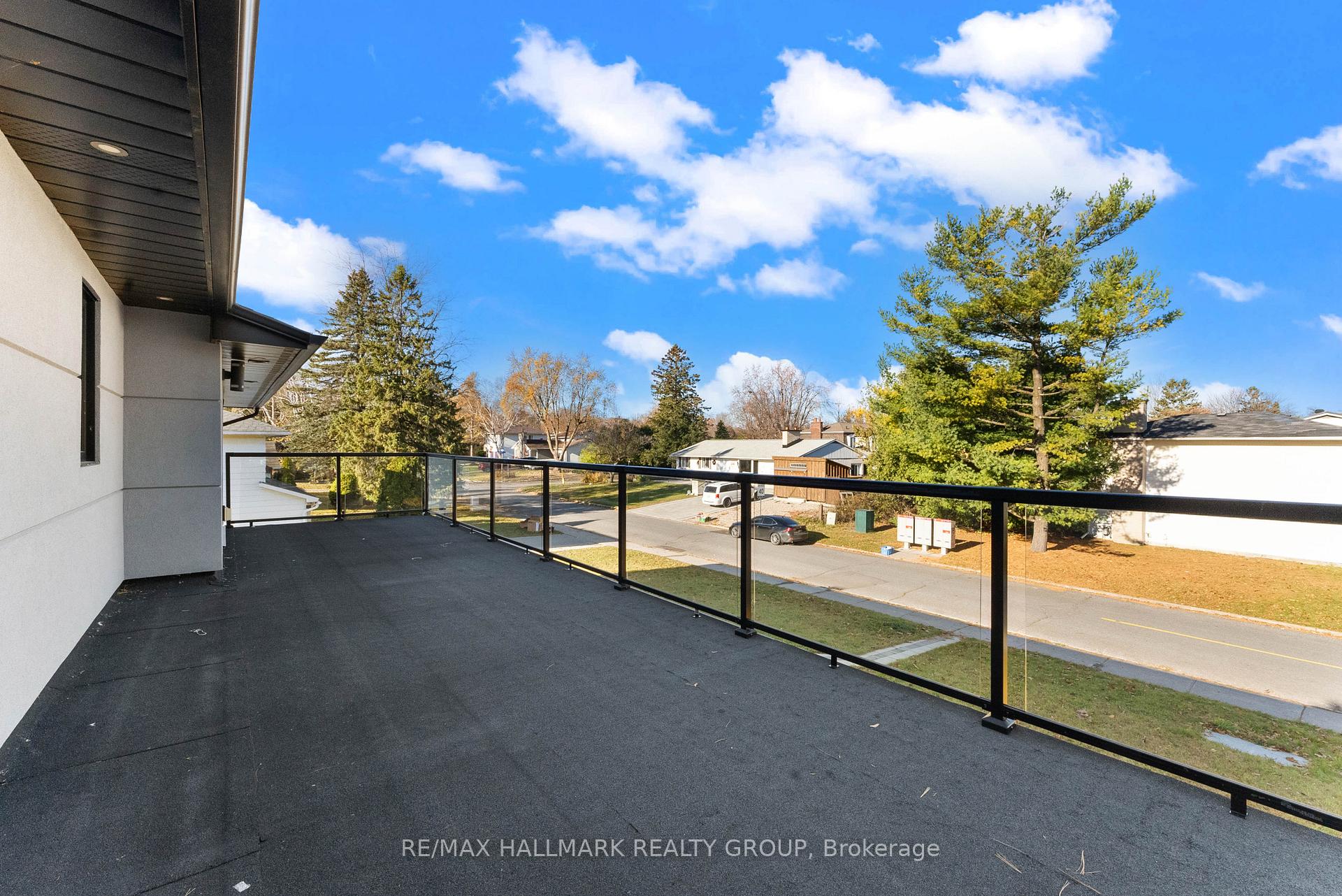 Photo 10 of 2 St. Remy Drive, Ottawa, Barrhaven - Pheasant Run — HOMEH