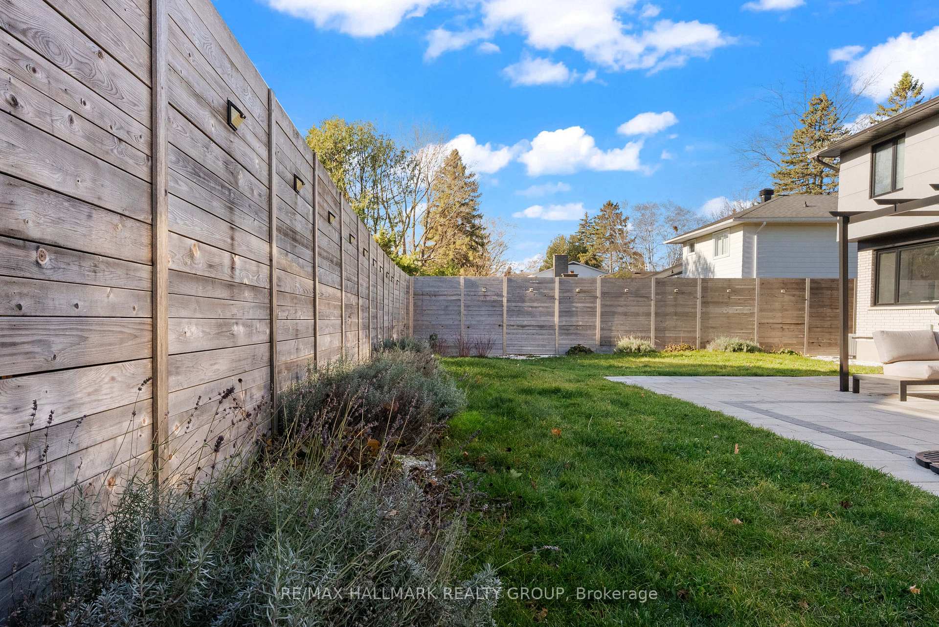 Photo 15 of 2 St. Remy Drive, Ottawa, Barrhaven - Pheasant Run — HOMEH