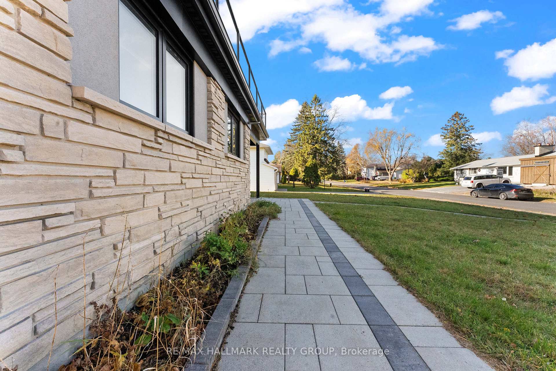 Photo 17 of 2 St. Remy Drive, Ottawa, Barrhaven - Pheasant Run — HOMEH