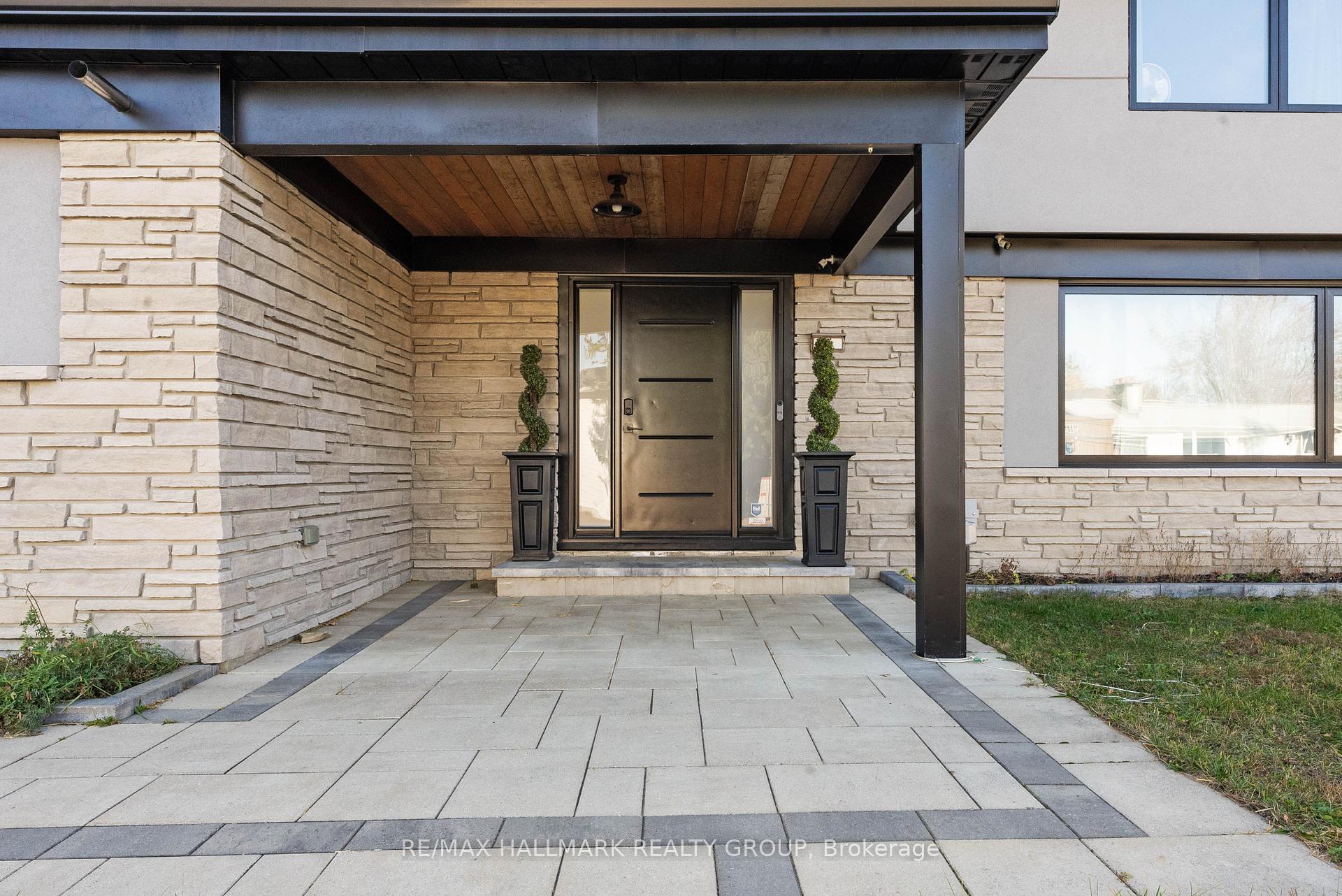 Photo 18 of 2 St. Remy Drive, Ottawa, Barrhaven - Pheasant Run — HOMEH