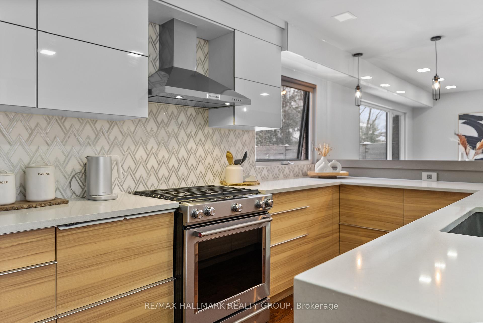 Photo 22 of 2 St. Remy Drive, Ottawa, Barrhaven - Pheasant Run — HOMEH