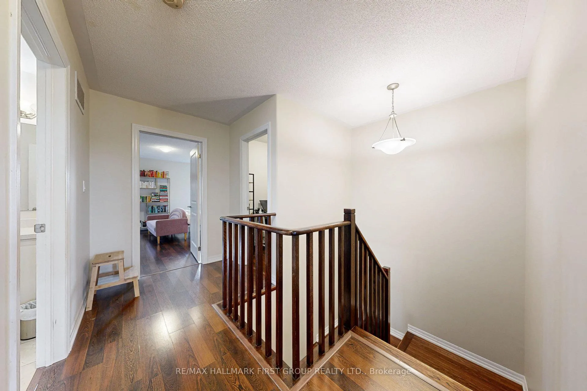 Photo 19 of 1727 Silverstone Crescent, Oshawa, Samac — HOMEH