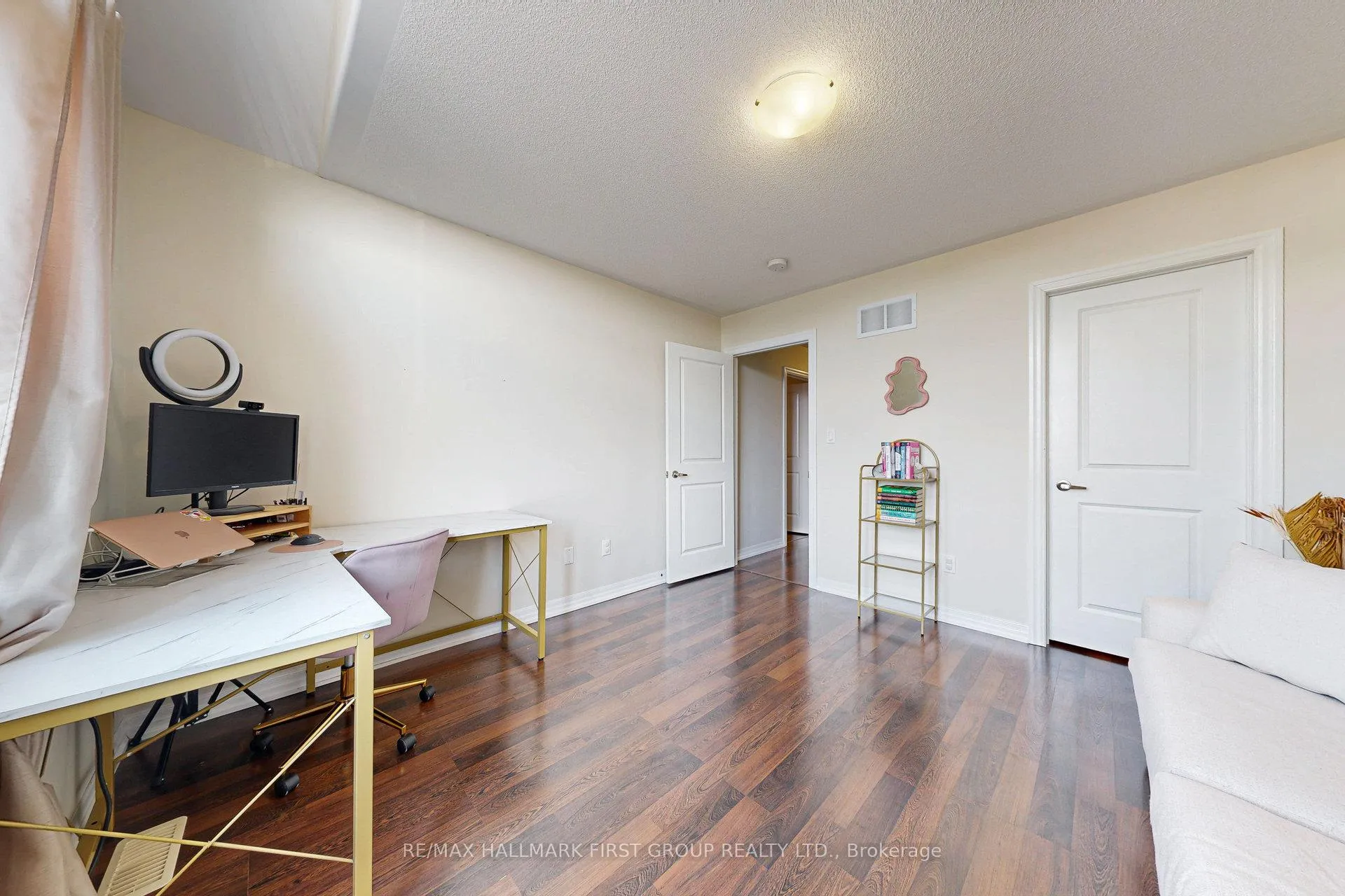 Photo 22 of 1727 Silverstone Crescent, Oshawa, Samac — HOMEH