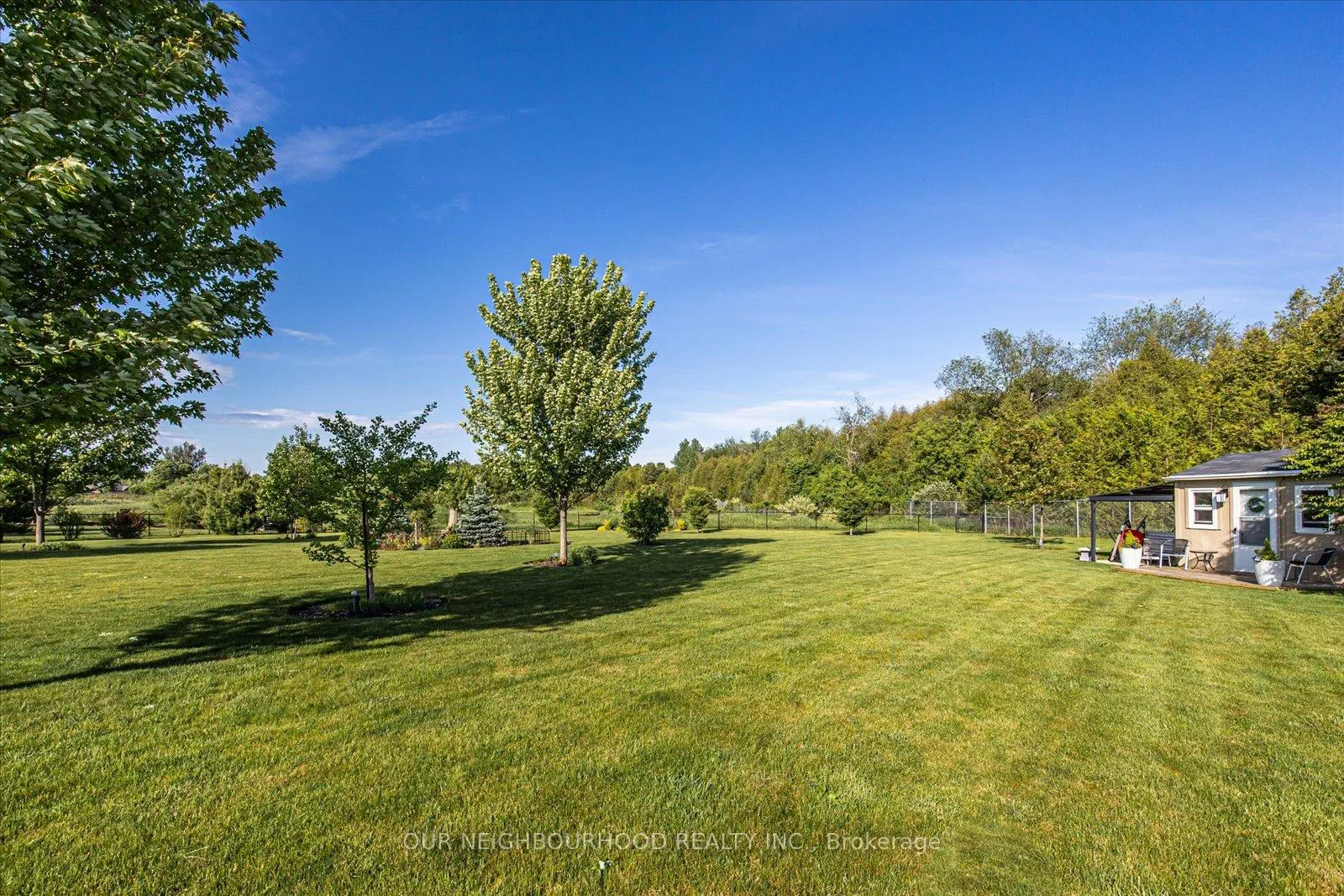 Photo 36 of 27 Charles Tilley Crescent, Clarington, Rural Clarington — HOMEH