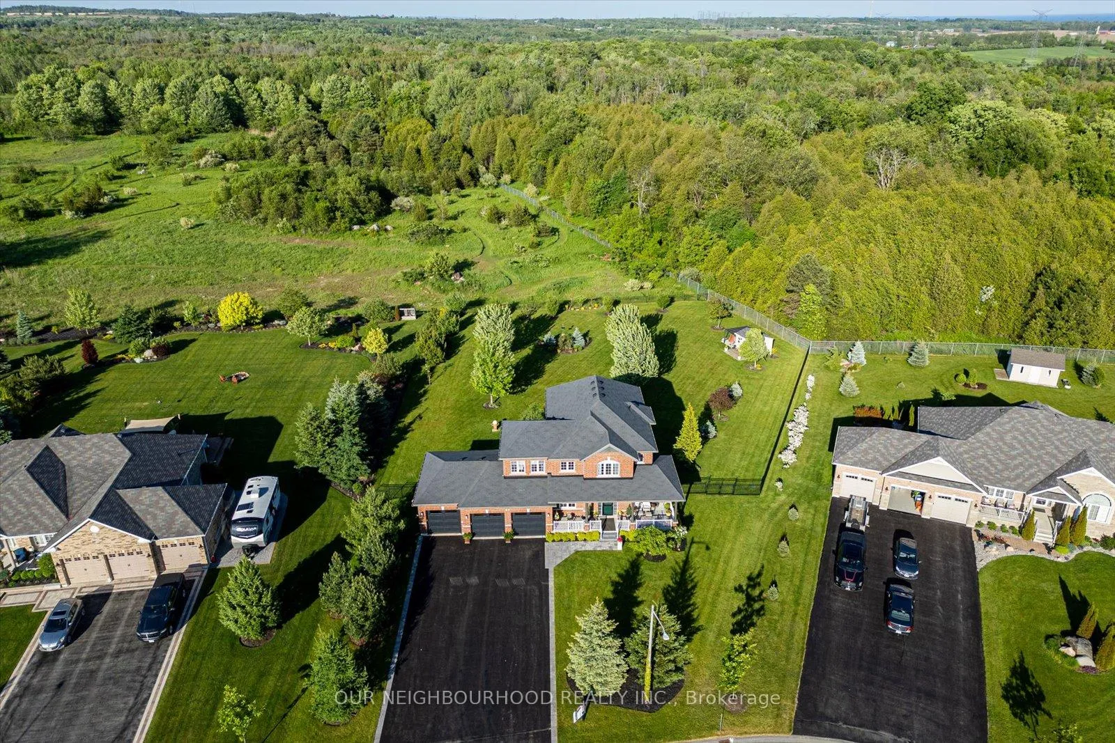 Photo 41 of 27 Charles Tilley Crescent, Clarington, Rural Clarington — HOMEH