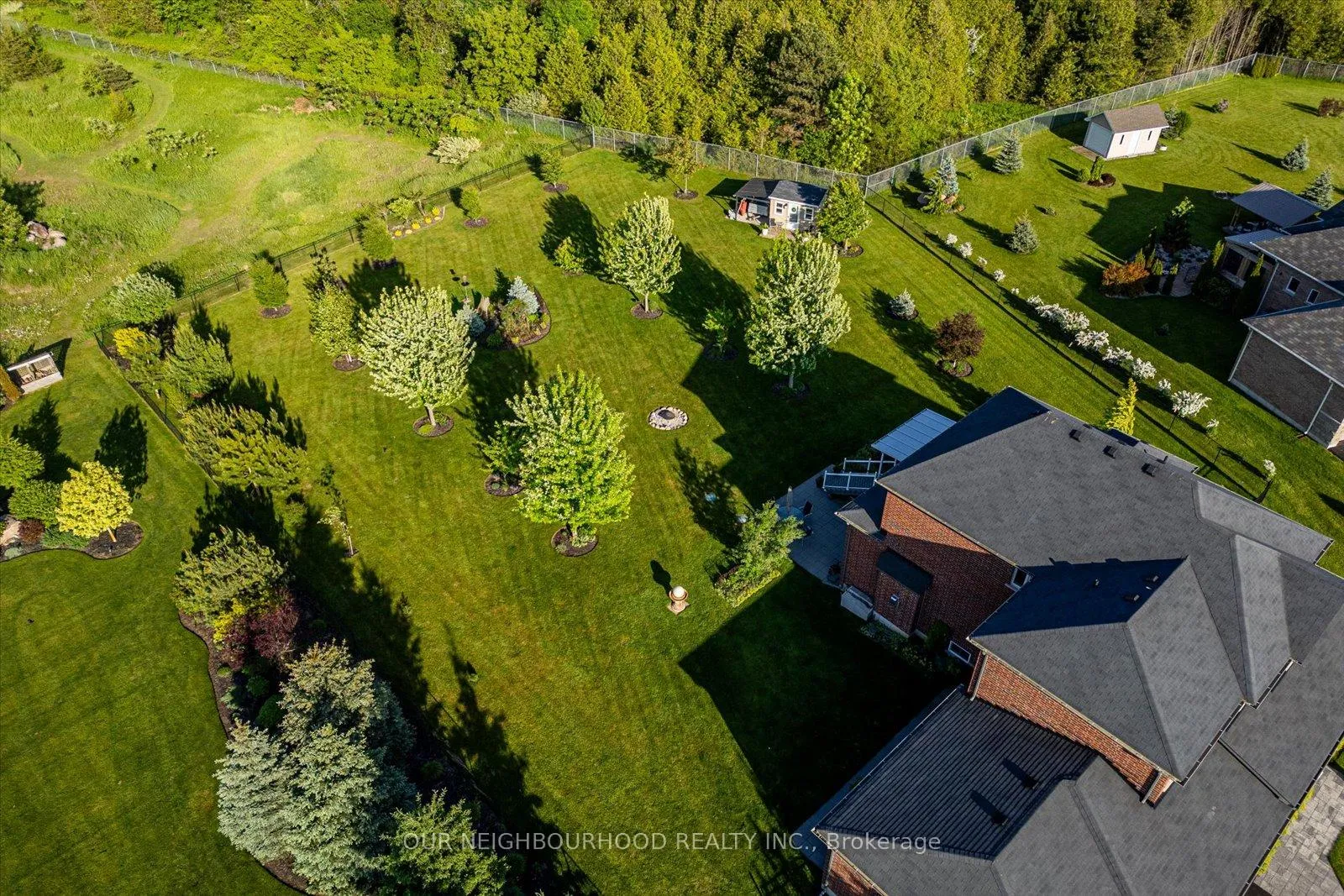 Photo 43 of 27 Charles Tilley Crescent, Clarington, Rural Clarington — HOMEH