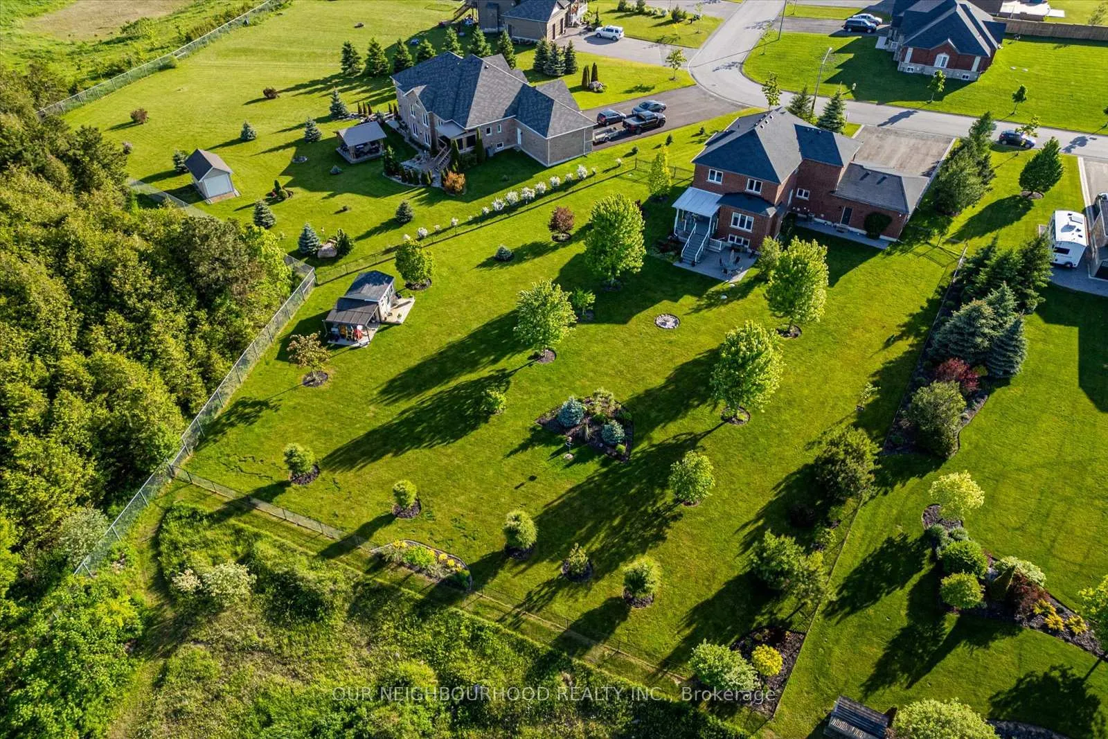 Photo 48 of 27 Charles Tilley Crescent, Clarington, Rural Clarington — HOMEH
