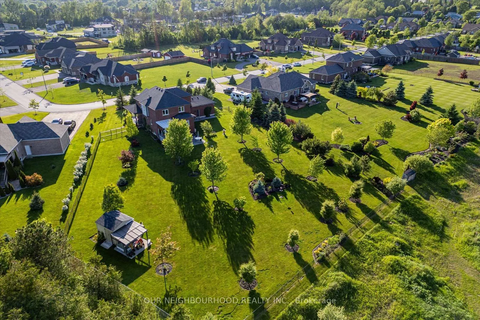 Photo 49 of 27 Charles Tilley Crescent, Clarington, Rural Clarington — HOMEH