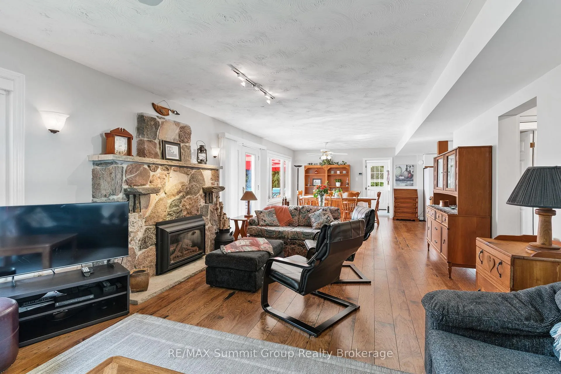 Photo 11 of 221 Point Road, Grey Highlands — HOMEH