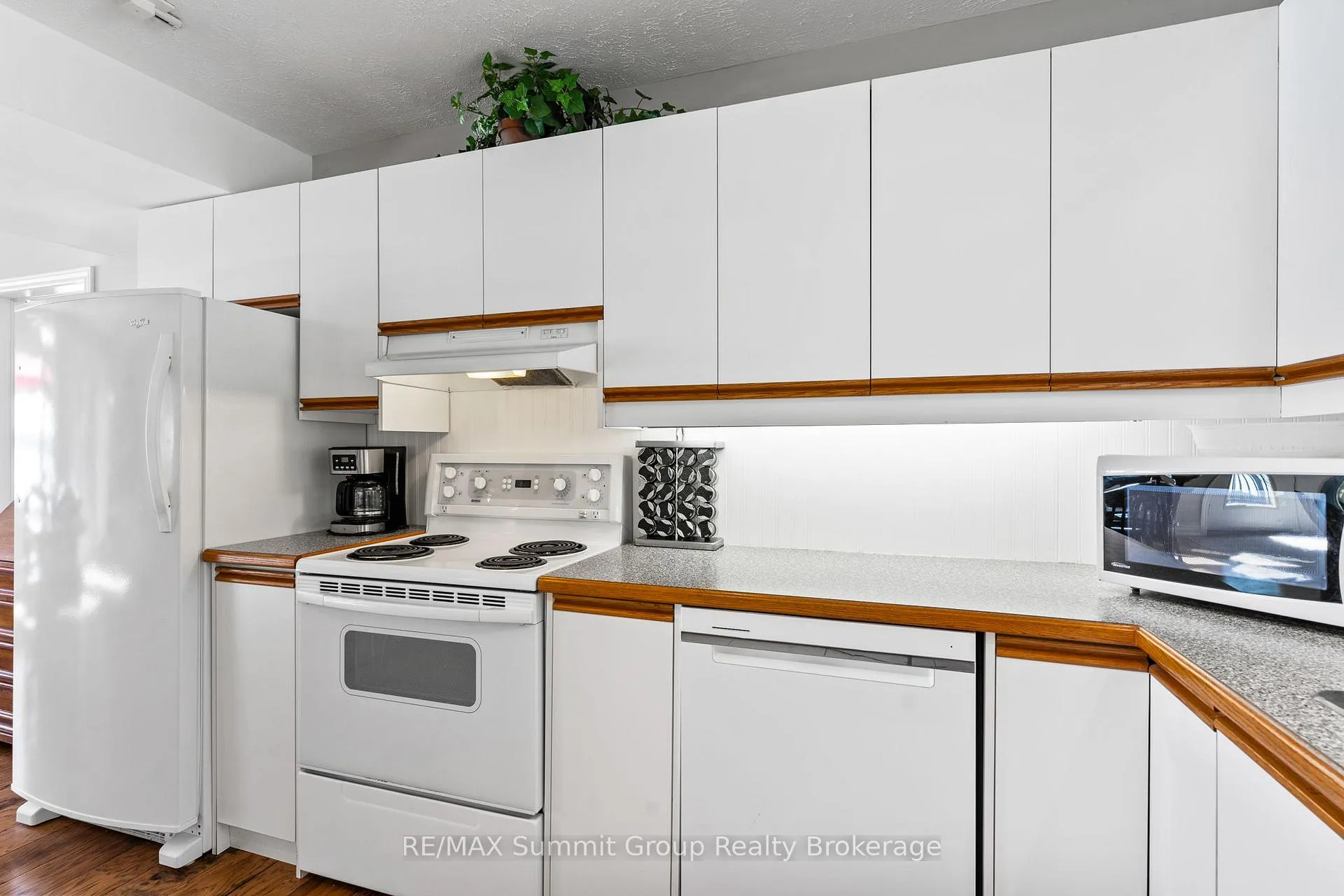 Photo 13 of 221 Point Road, Grey Highlands — HOMEH