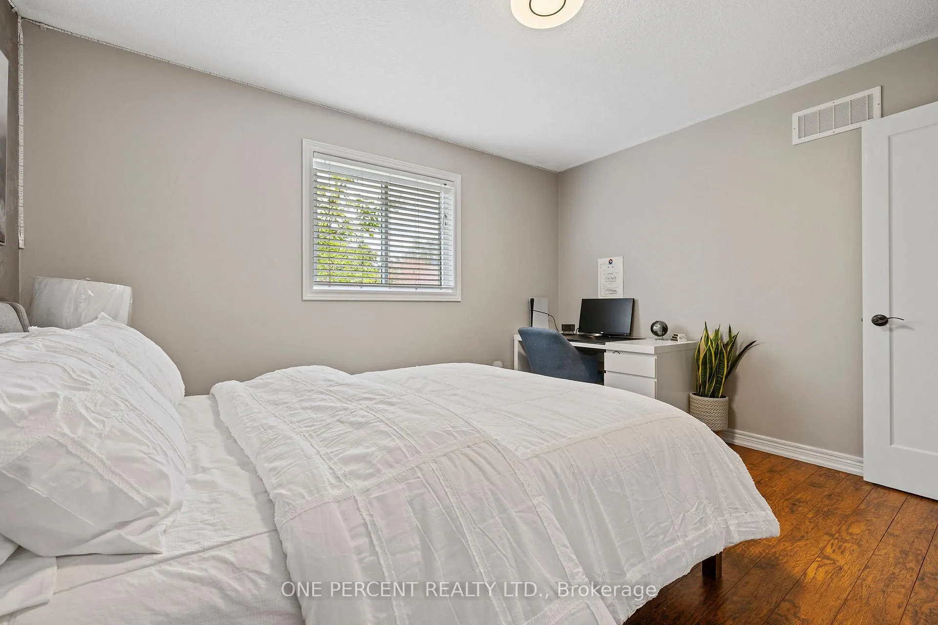 Photo 26 of 71 Stonepine Crescent, Hamilton, Kernighan — HOMEH