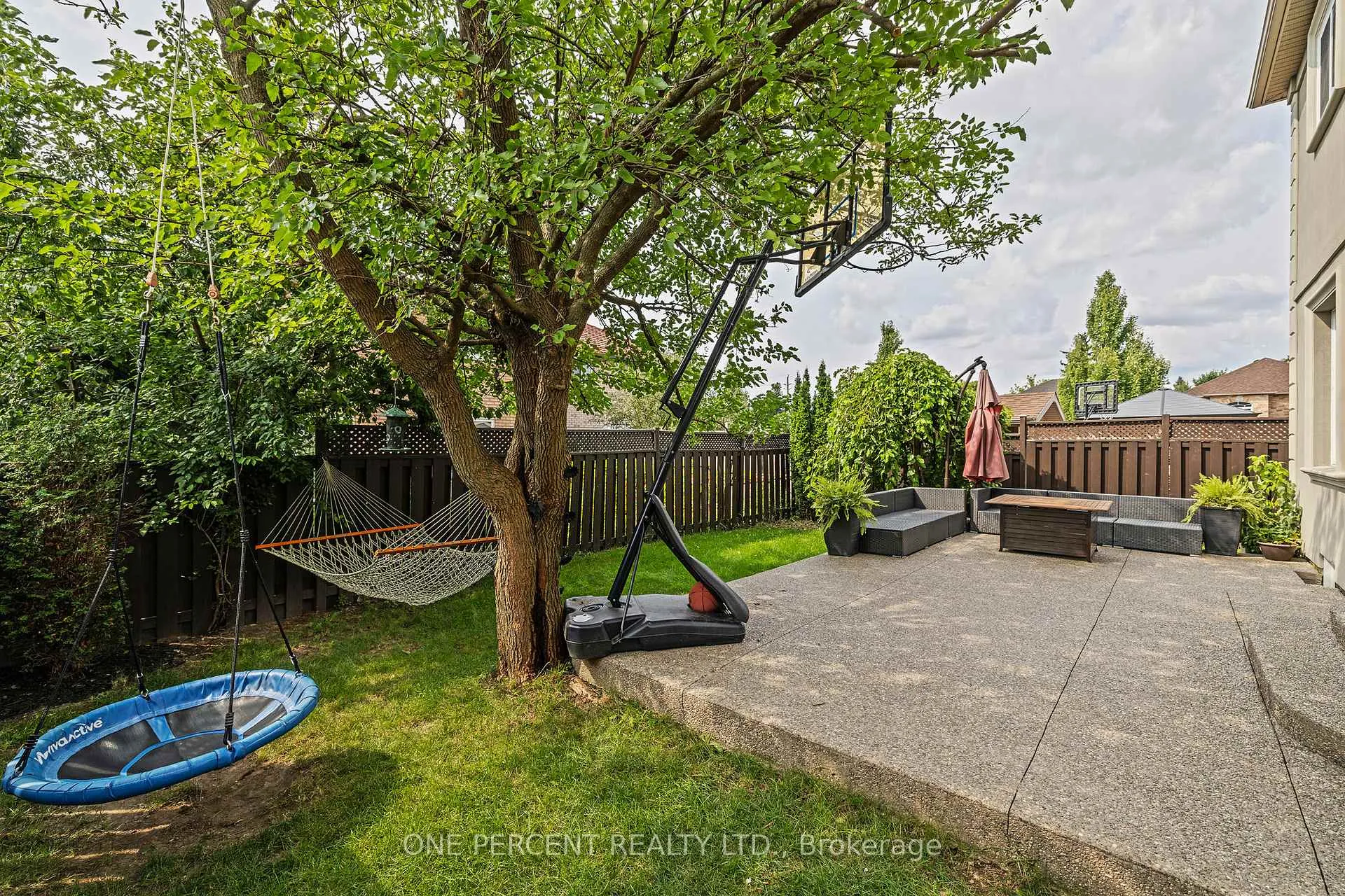 Photo 39 of 71 Stonepine Crescent, Hamilton, Kernighan — HOMEH