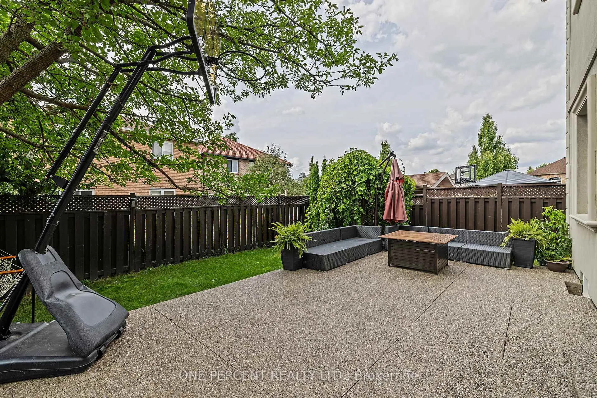 Photo 40 of 71 Stonepine Crescent, Hamilton, Kernighan — HOMEH