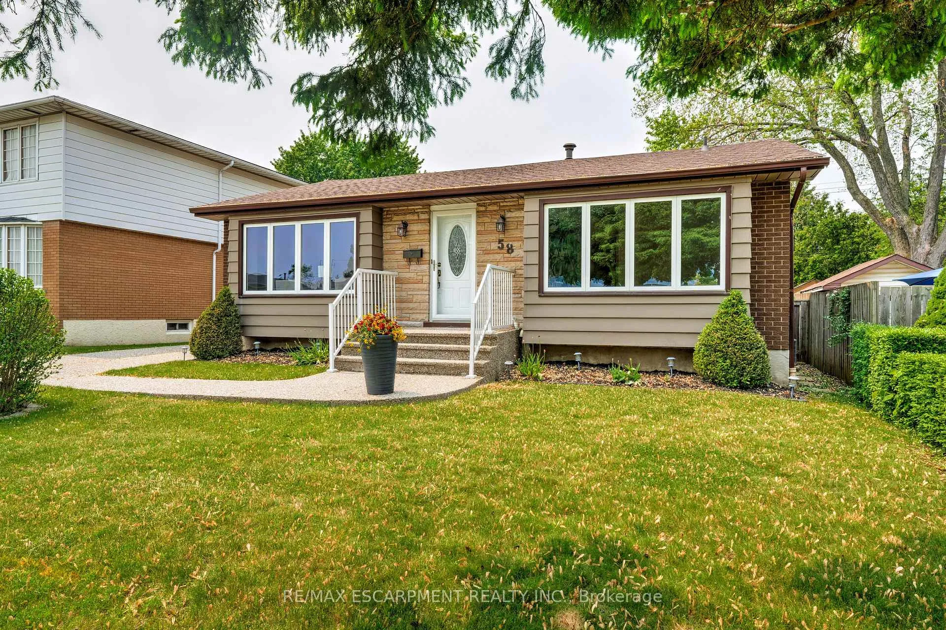 Front of 58 Goldfinch Road