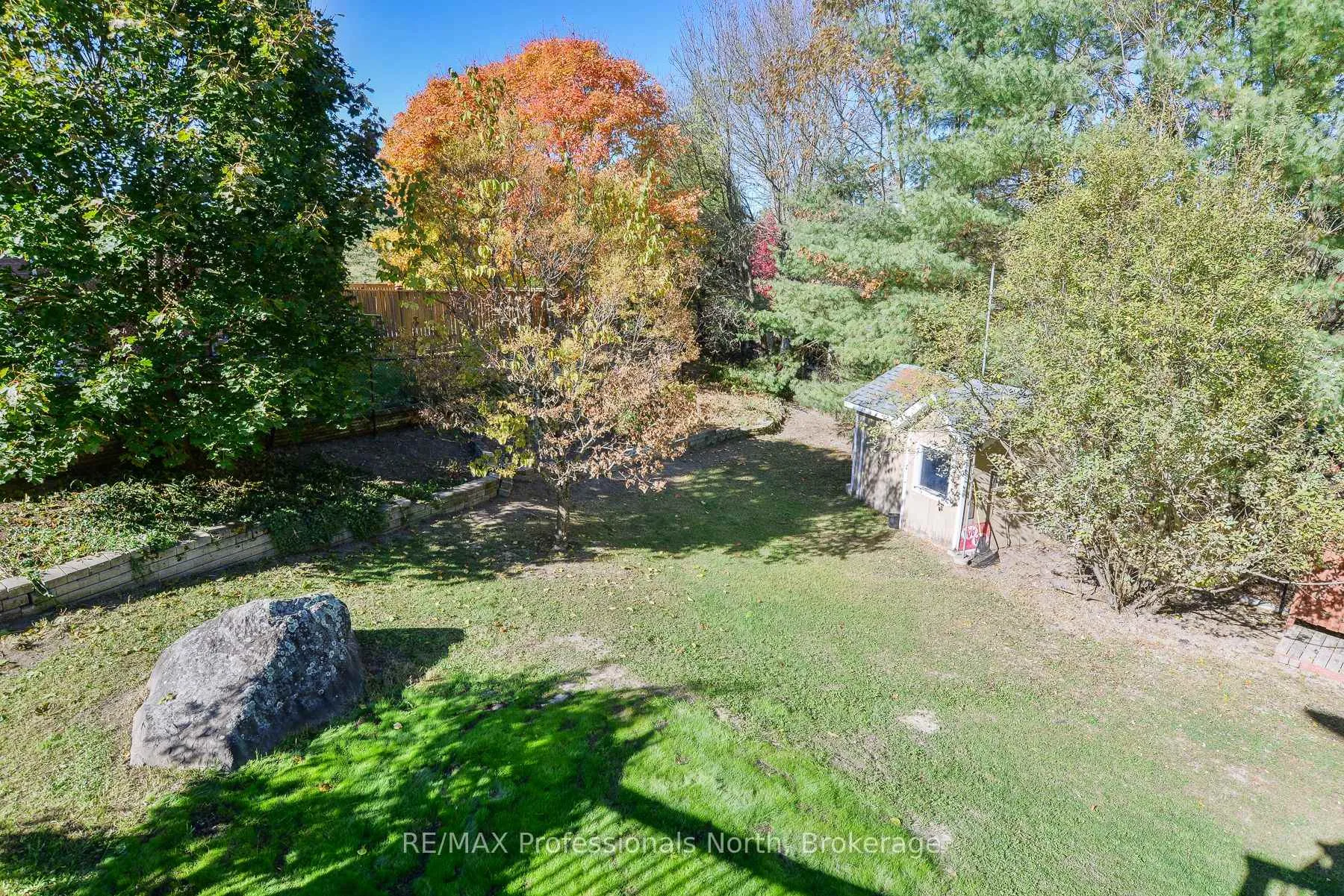 Photo 16 of 6 Lankin Avenue, Bracebridge, Monck (Bracebridge) — HOMEH
