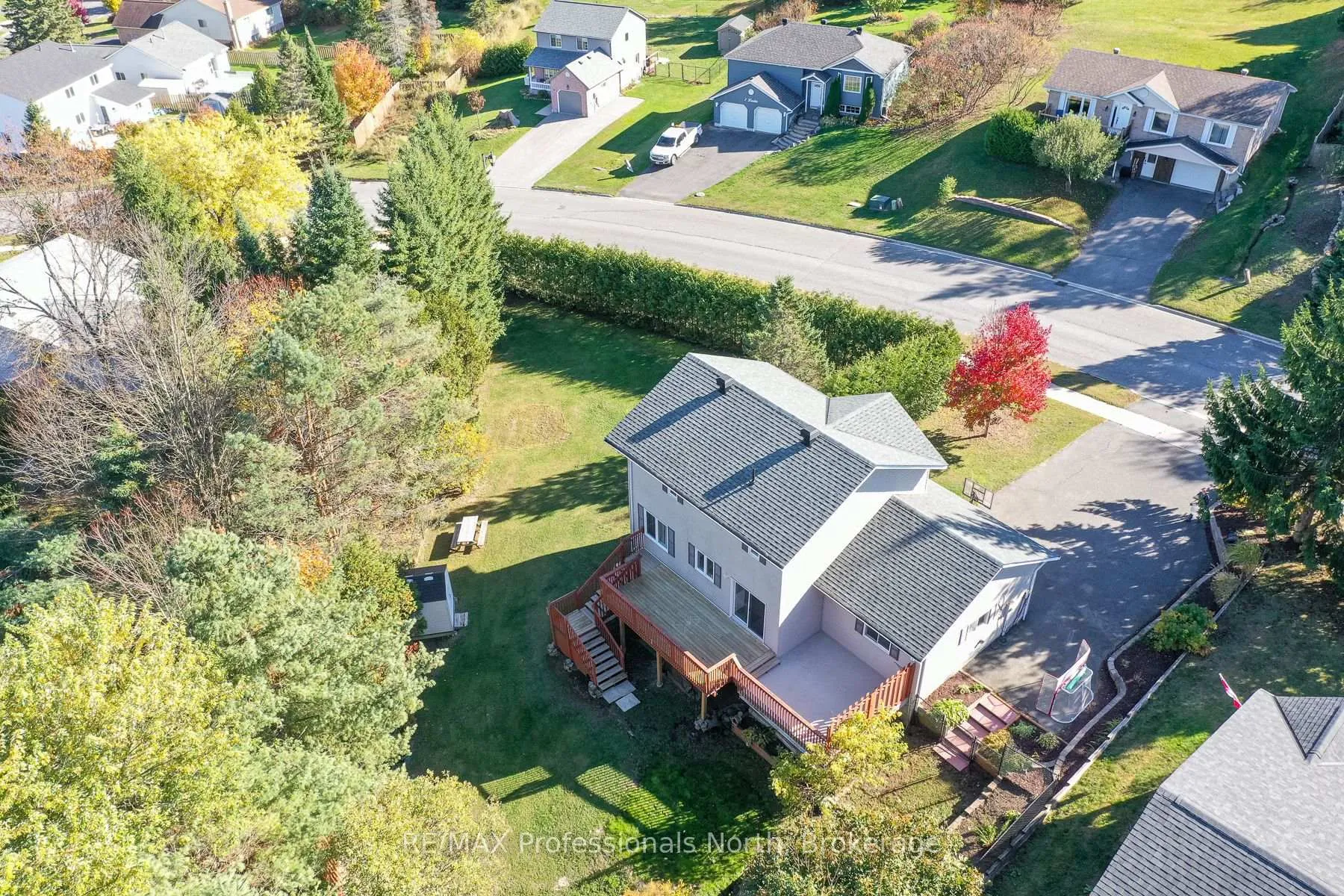 Photo 20 of 6 Lankin Avenue, Bracebridge, Monck (Bracebridge) — HOMEH