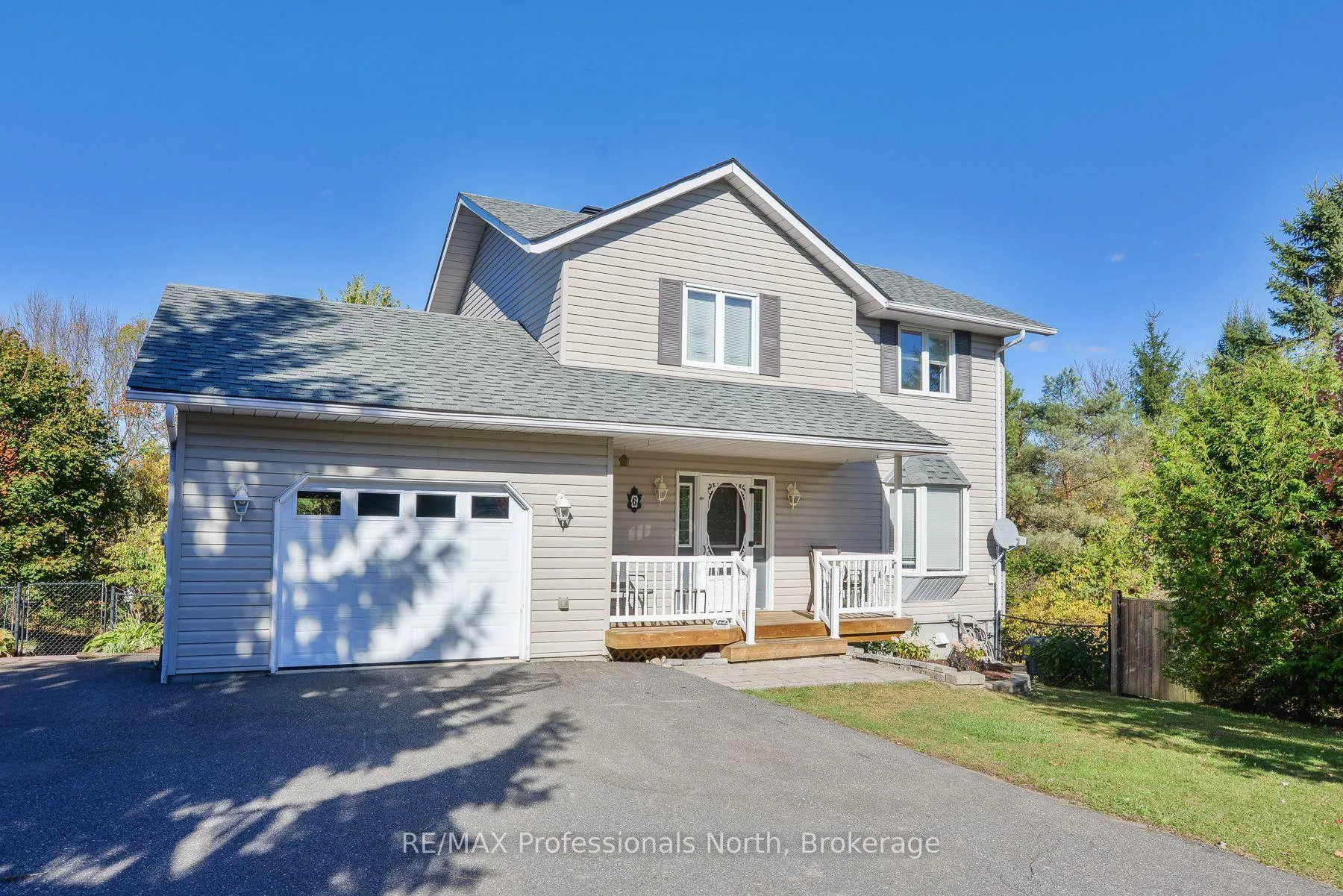 Photo 26 of 6 Lankin Avenue, Bracebridge, Monck (Bracebridge) — HOMEH