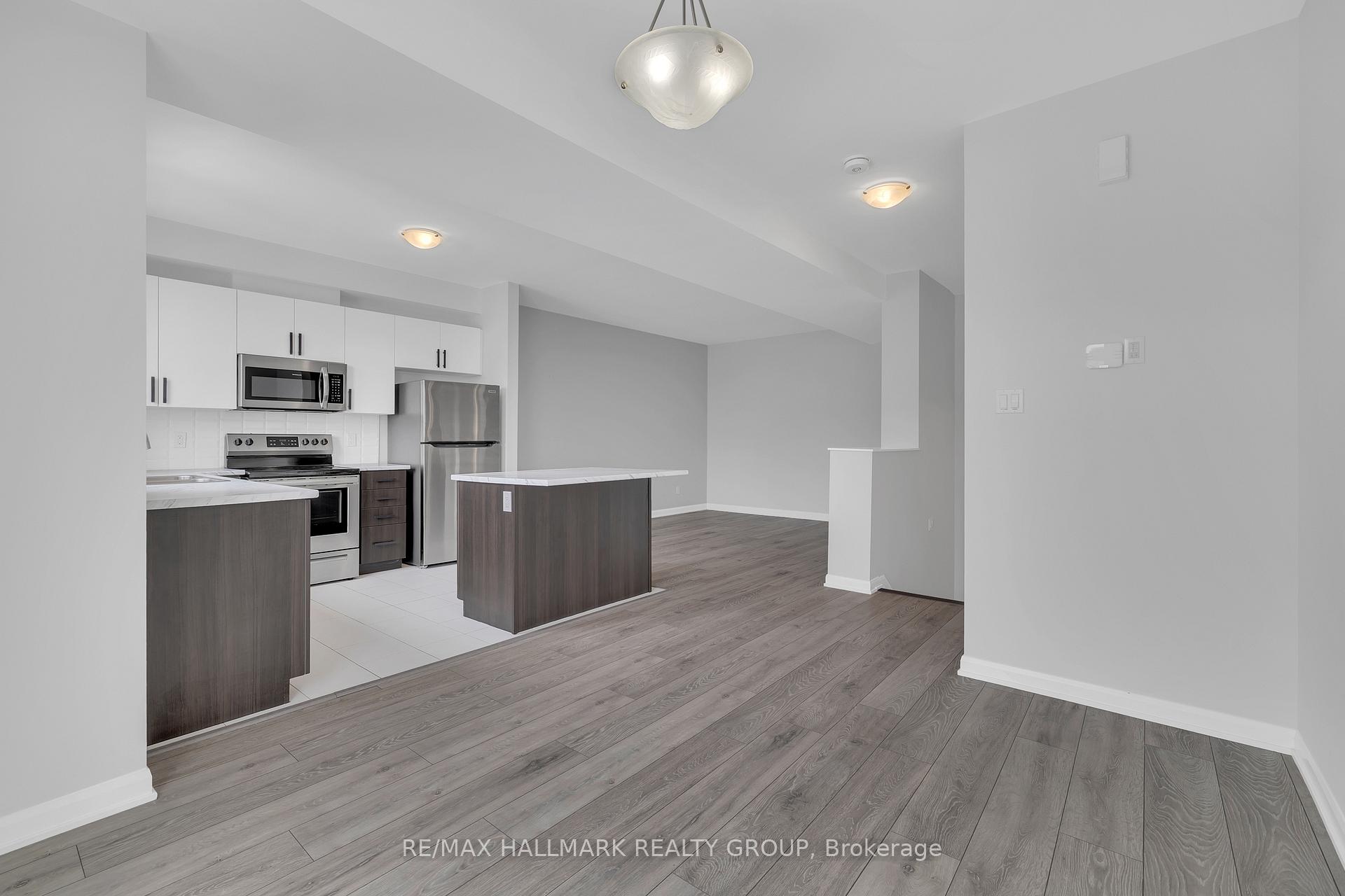 Photo 8 of 519 Galmoy Way, Ottawa, Barrhaven - Half Moon Bay — HOMEH