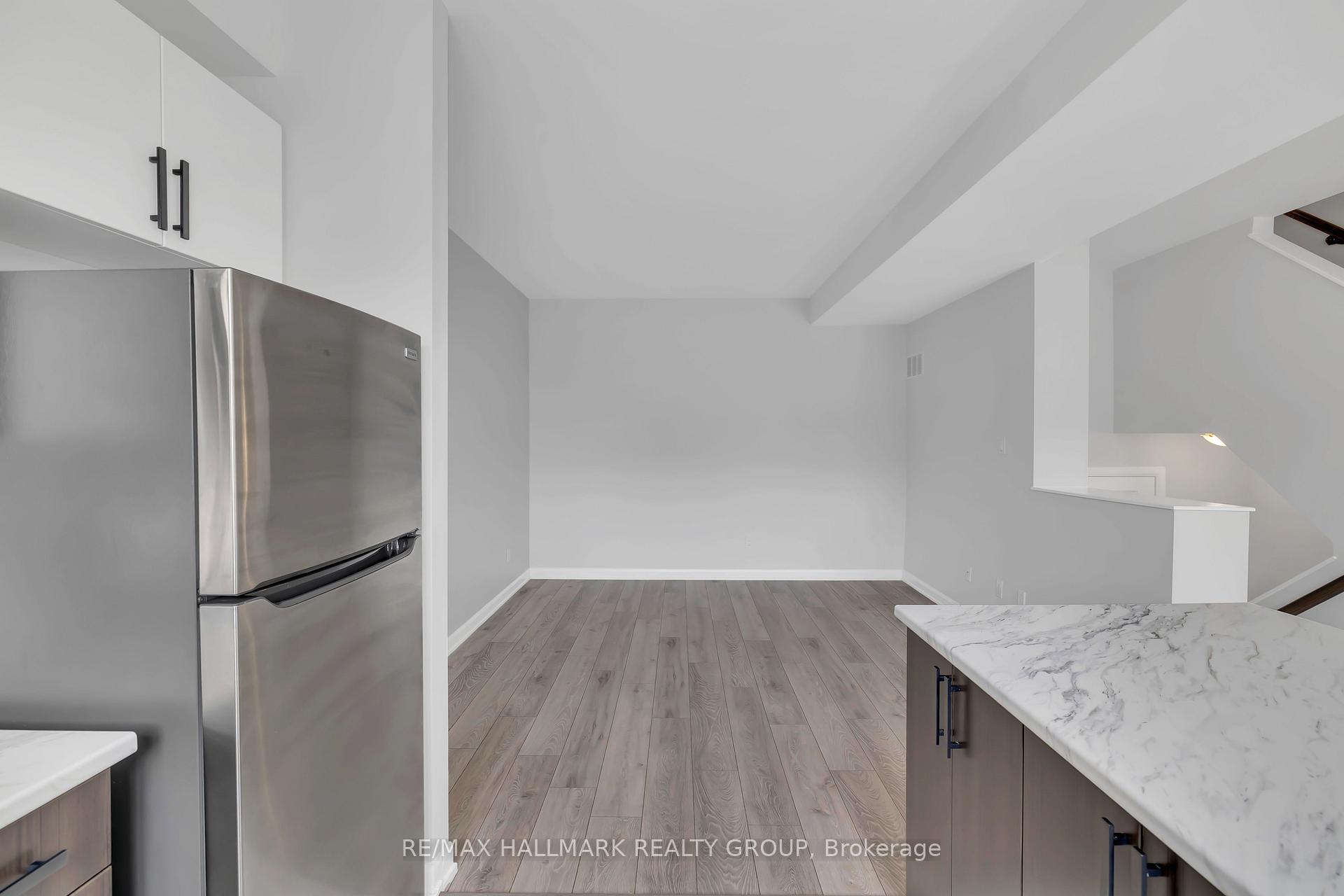 Photo 19 of 519 Galmoy Way, Ottawa, Barrhaven - Half Moon Bay — HOMEH