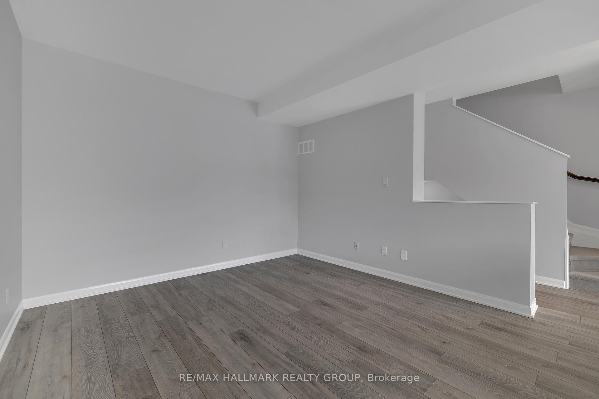 Photo 23 of 519 Galmoy Way, Ottawa, Barrhaven - Half Moon Bay — HOMEH