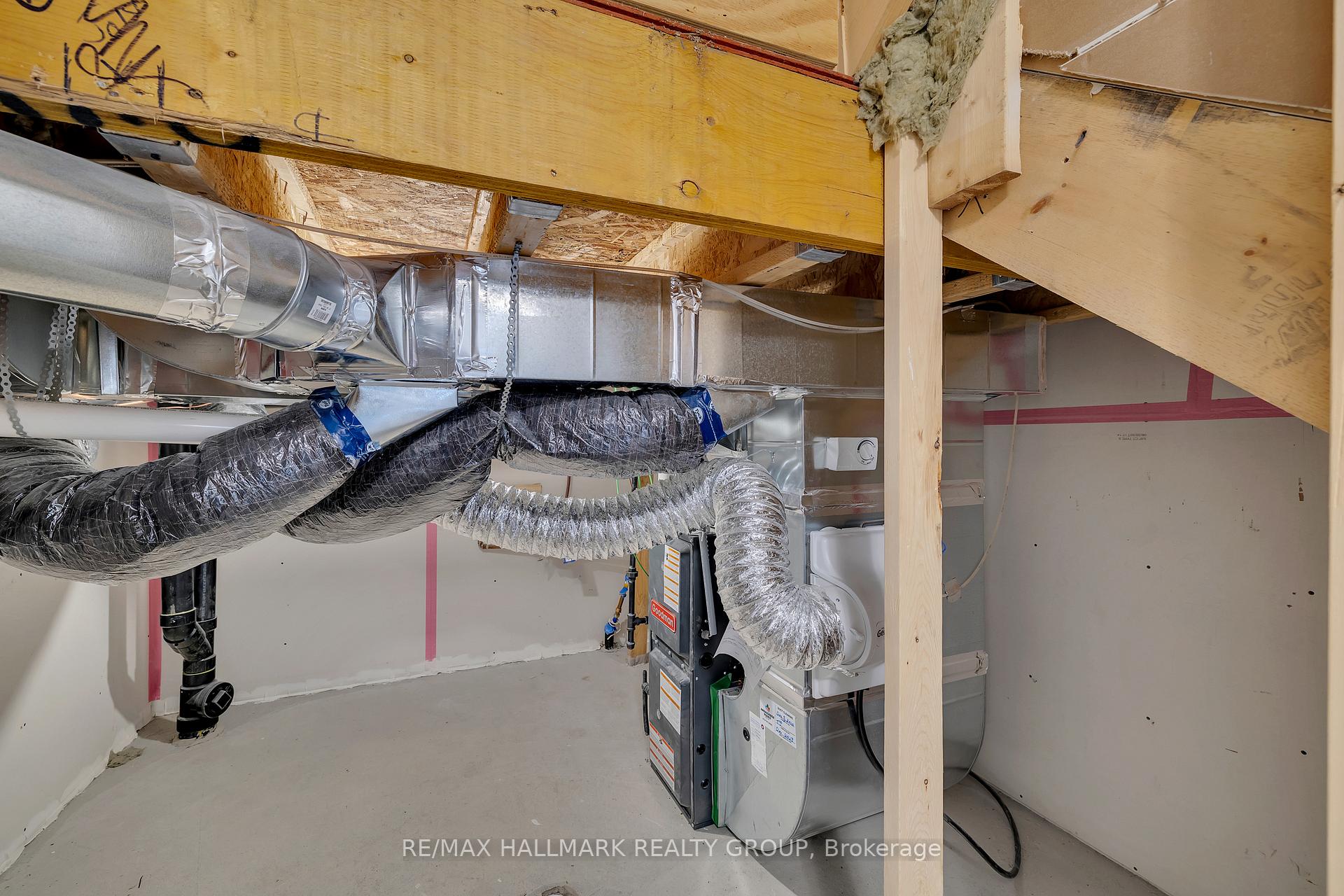 Photo 41 of 519 Galmoy Way, Ottawa, Barrhaven - Half Moon Bay — HOMEH